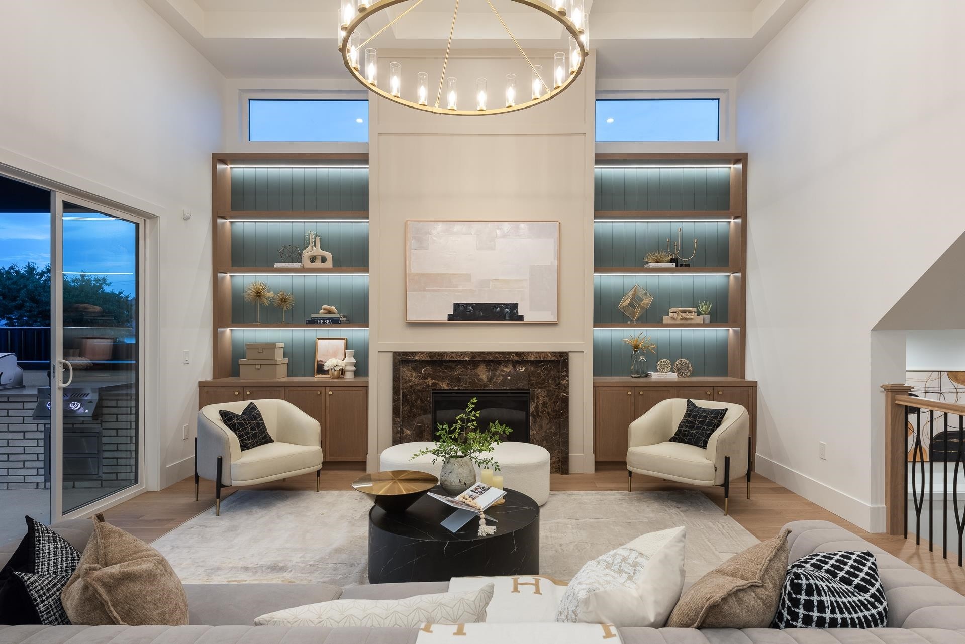 2149 Palliser Avenue, Coquitlam, BC - Indoor Photo Showing Living Room With Fireplace