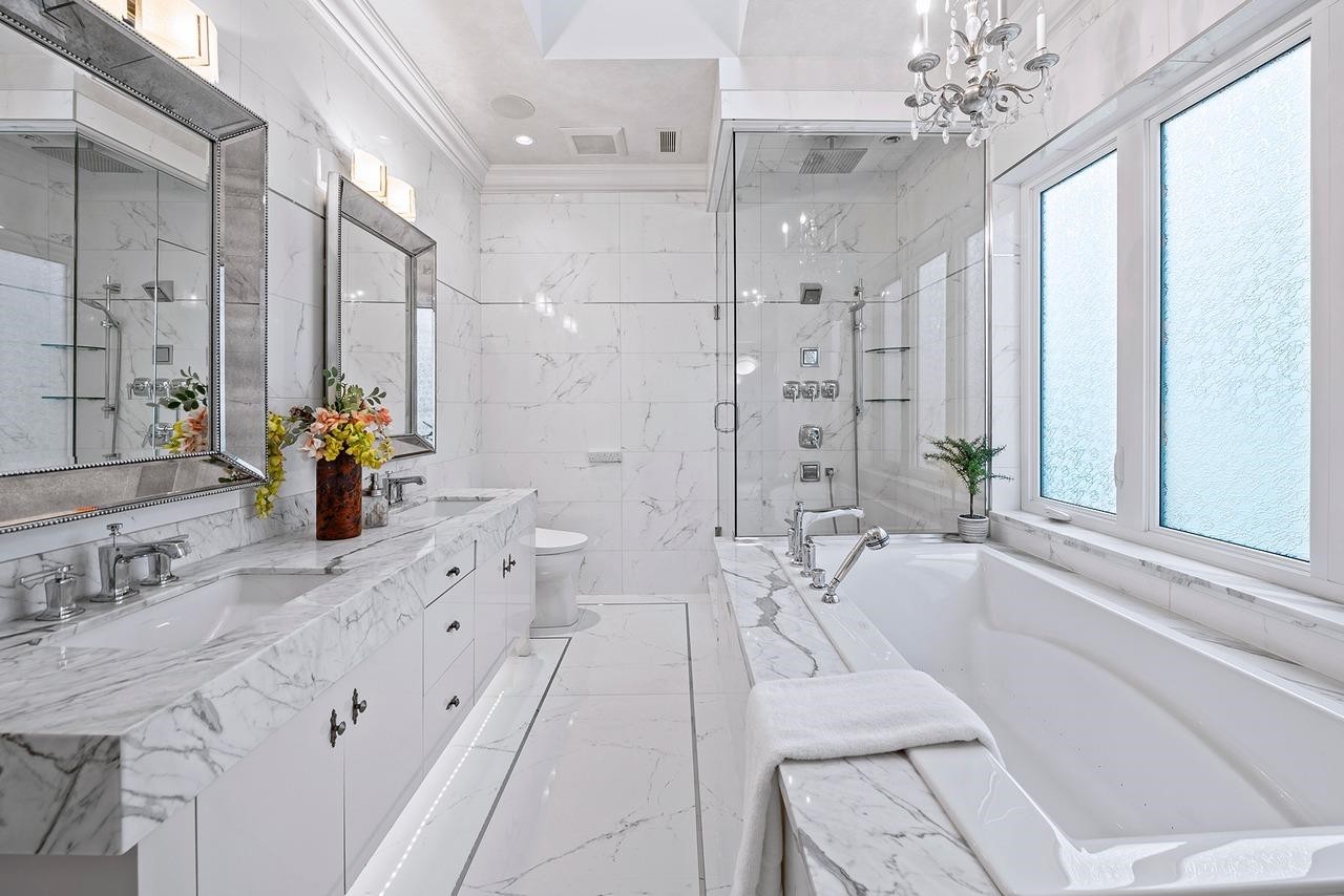 3178 23Rd Avenue W, Vancouver, BC - Indoor Photo Showing Bathroom