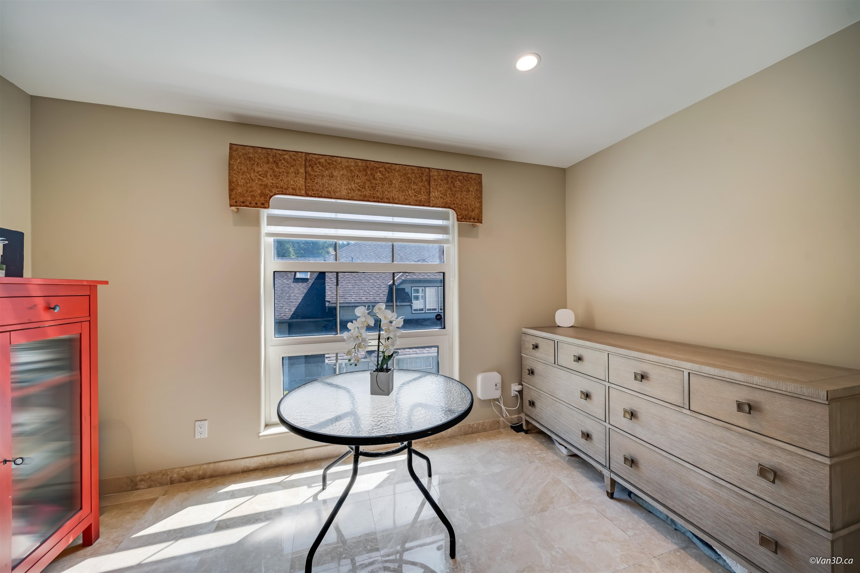 5387 Westhaven Wynd, West Vancouver, BC - Indoor