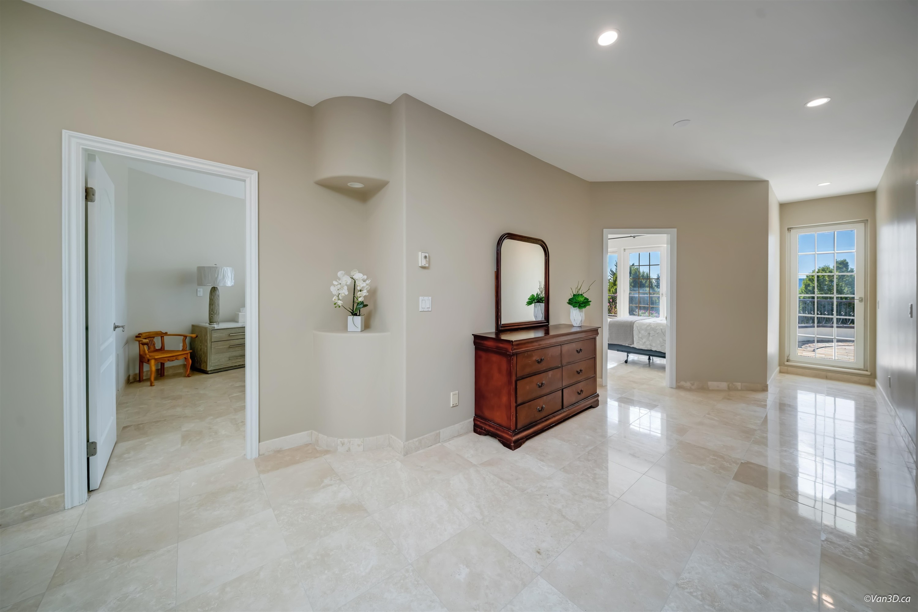 5387 Westhaven Wynd, West Vancouver, BC - Indoor