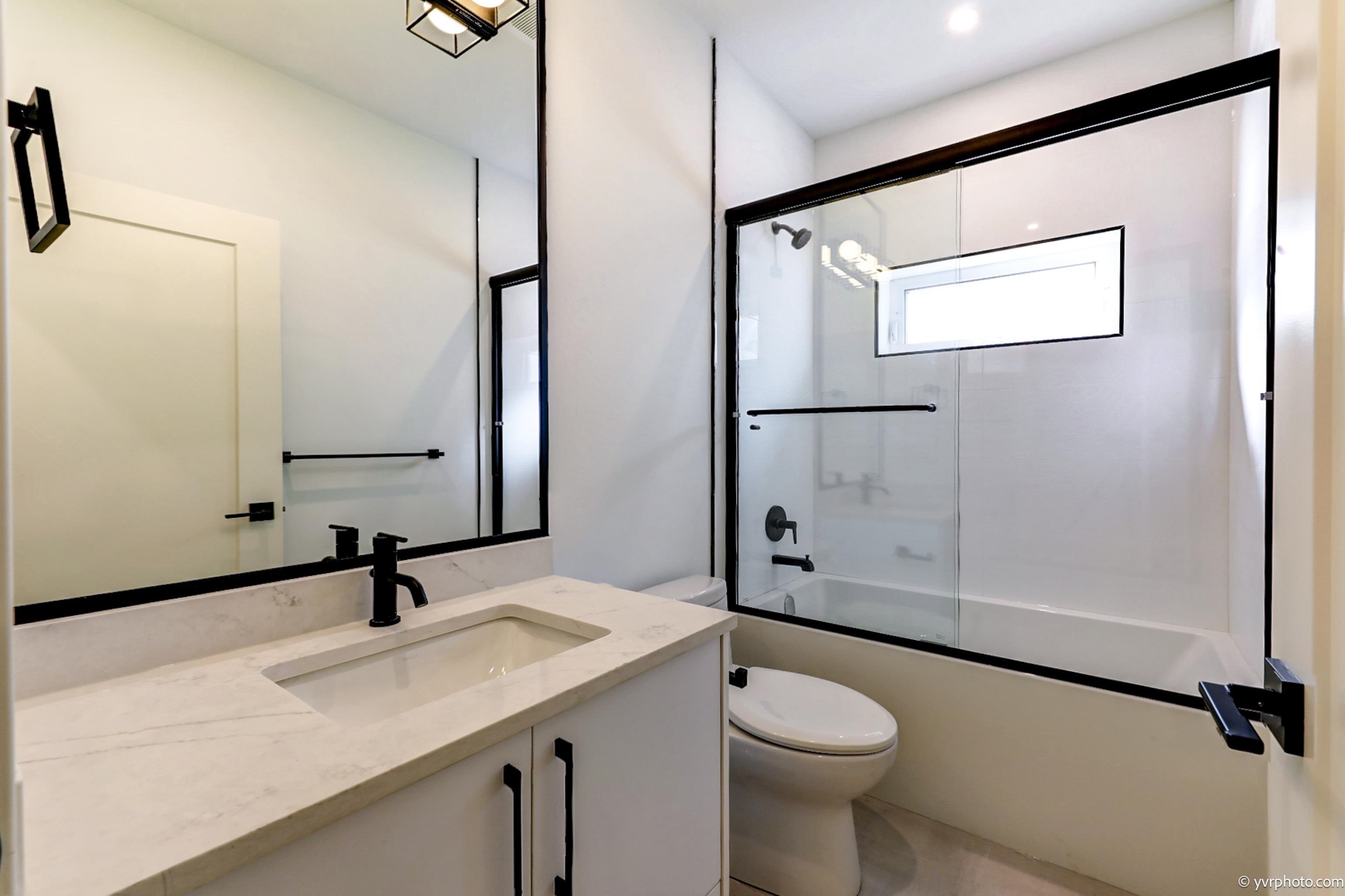 10460 Williams Road, Richmond, BC - Indoor Photo Showing Bathroom