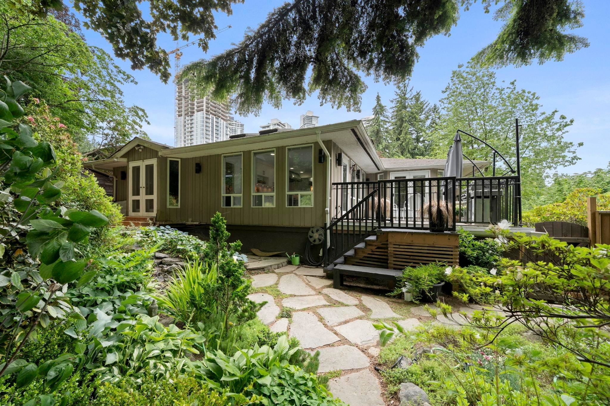 507 Jefferson Avenue, Coquitlam, BC - Outdoor With Deck Patio Veranda
