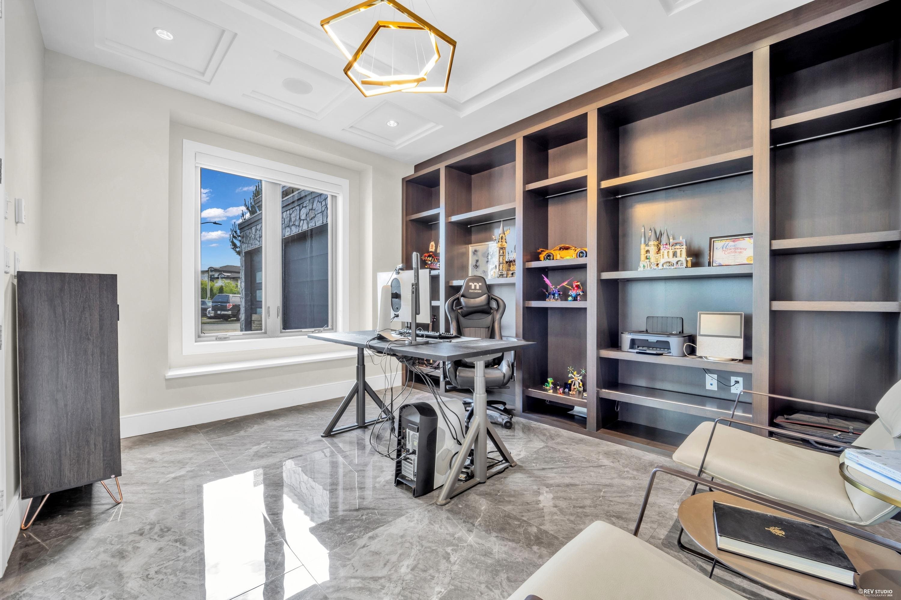 7280 Lombard Road, Richmond, BC - Indoor Photo Showing Office