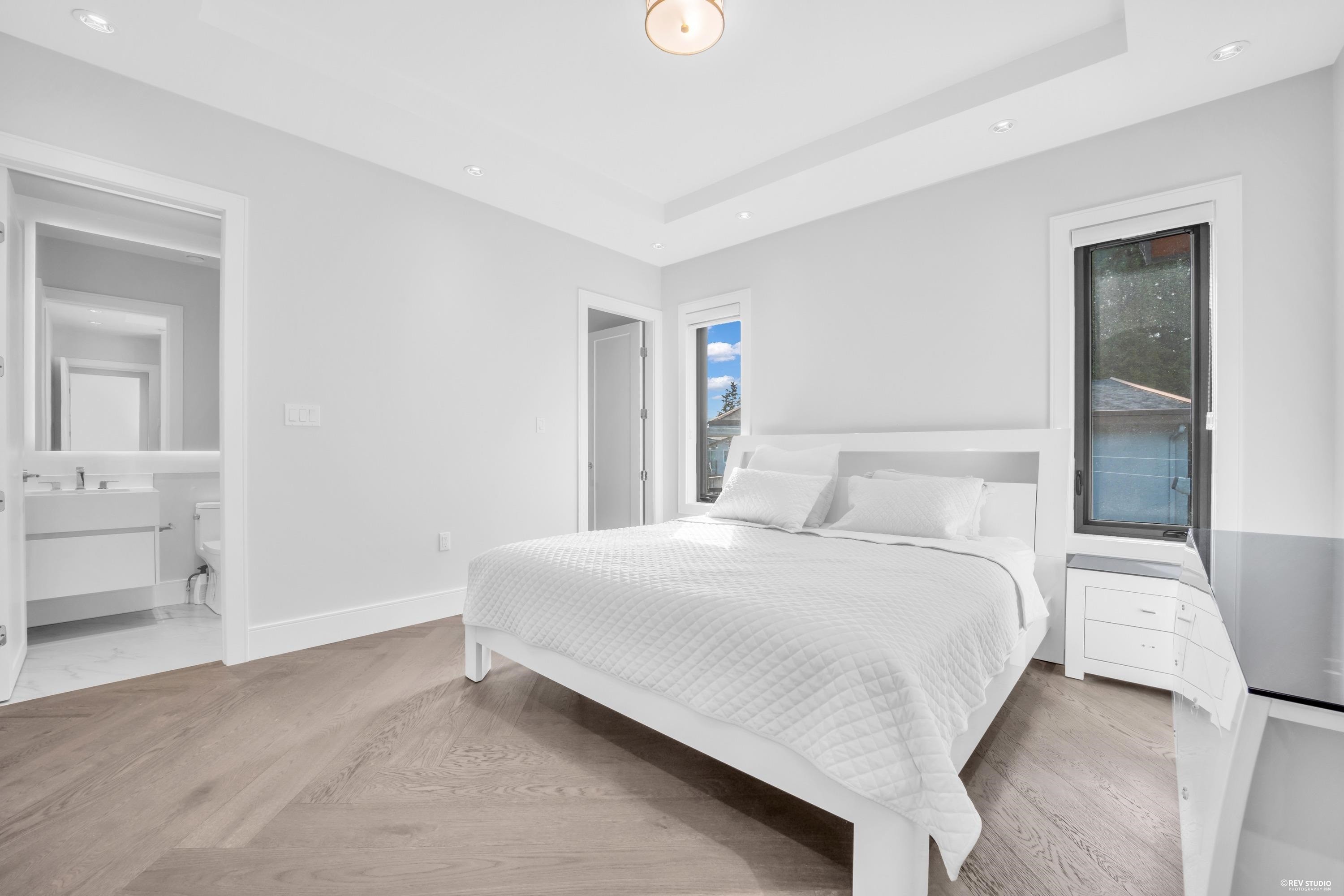 7280 Lombard Road, Richmond, BC - Indoor Photo Showing Bedroom