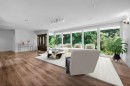 341 Rabbit Lane, West Vancouver, BC  - Indoor Photo Showing Living Room 