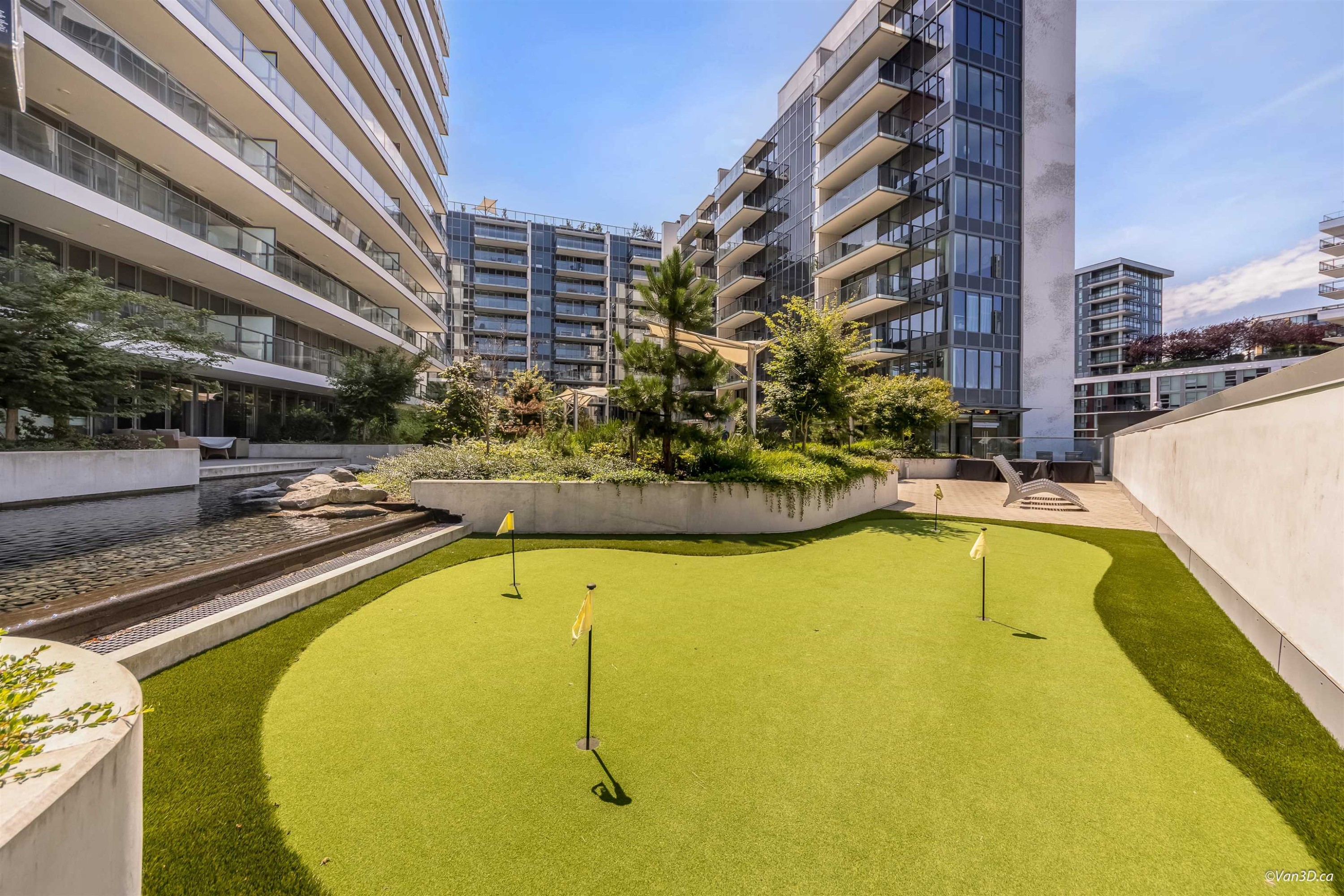1096-8671 Hazelbridge Way, Richmond, BC - Outdoor