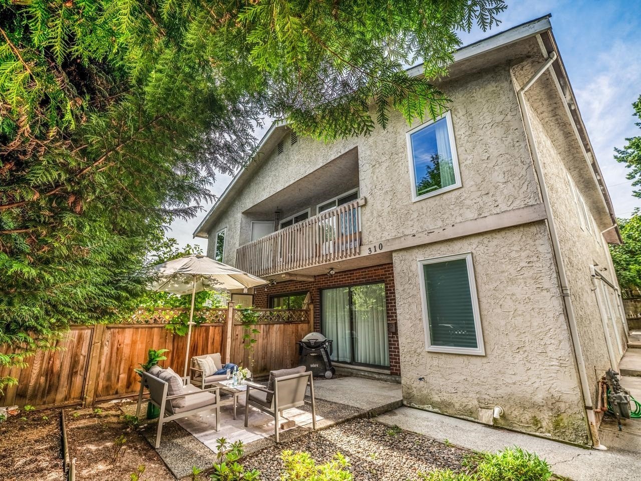 310 16Th Avenue E, Vancouver, BC - Outdoor