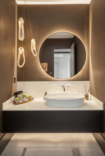 6320 Yeats Crescent, Richmond, BC - Indoor Photo Showing Bathroom