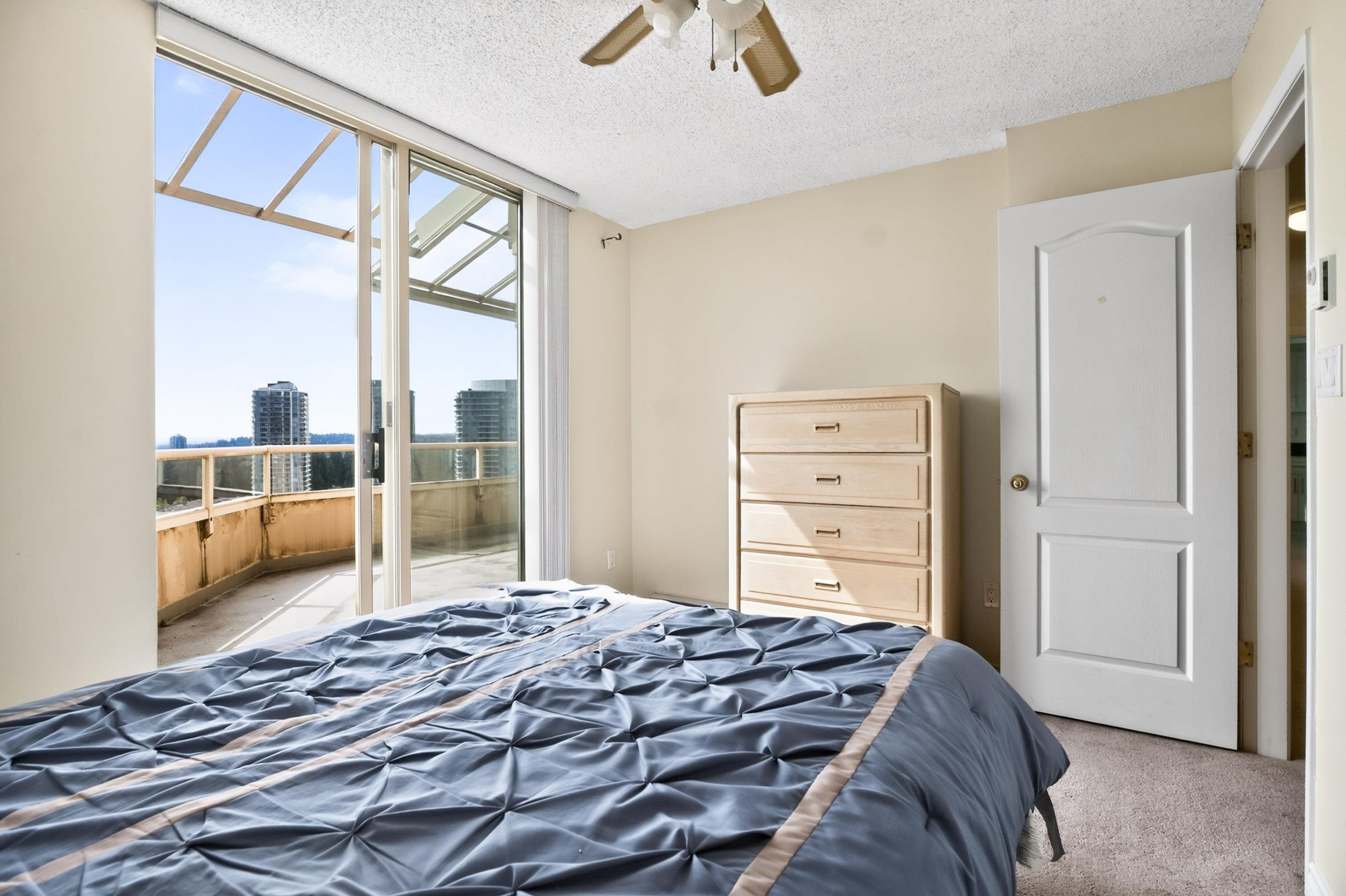1802-1190 Pipeline Road, Coquitlam, BC - Indoor Photo Showing Bedroom