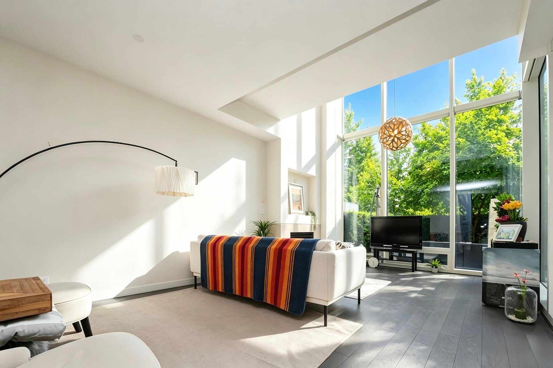 107-5151 Brighthouse Way, Richmond, BC - Indoor Photo Showing Living Room