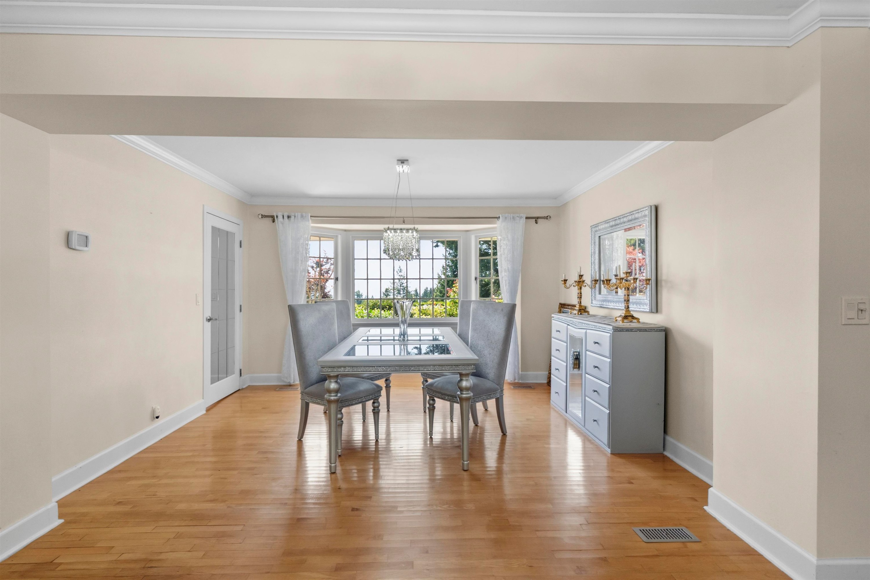 875 Greenwood Road, West Vancouver, BC - Indoor