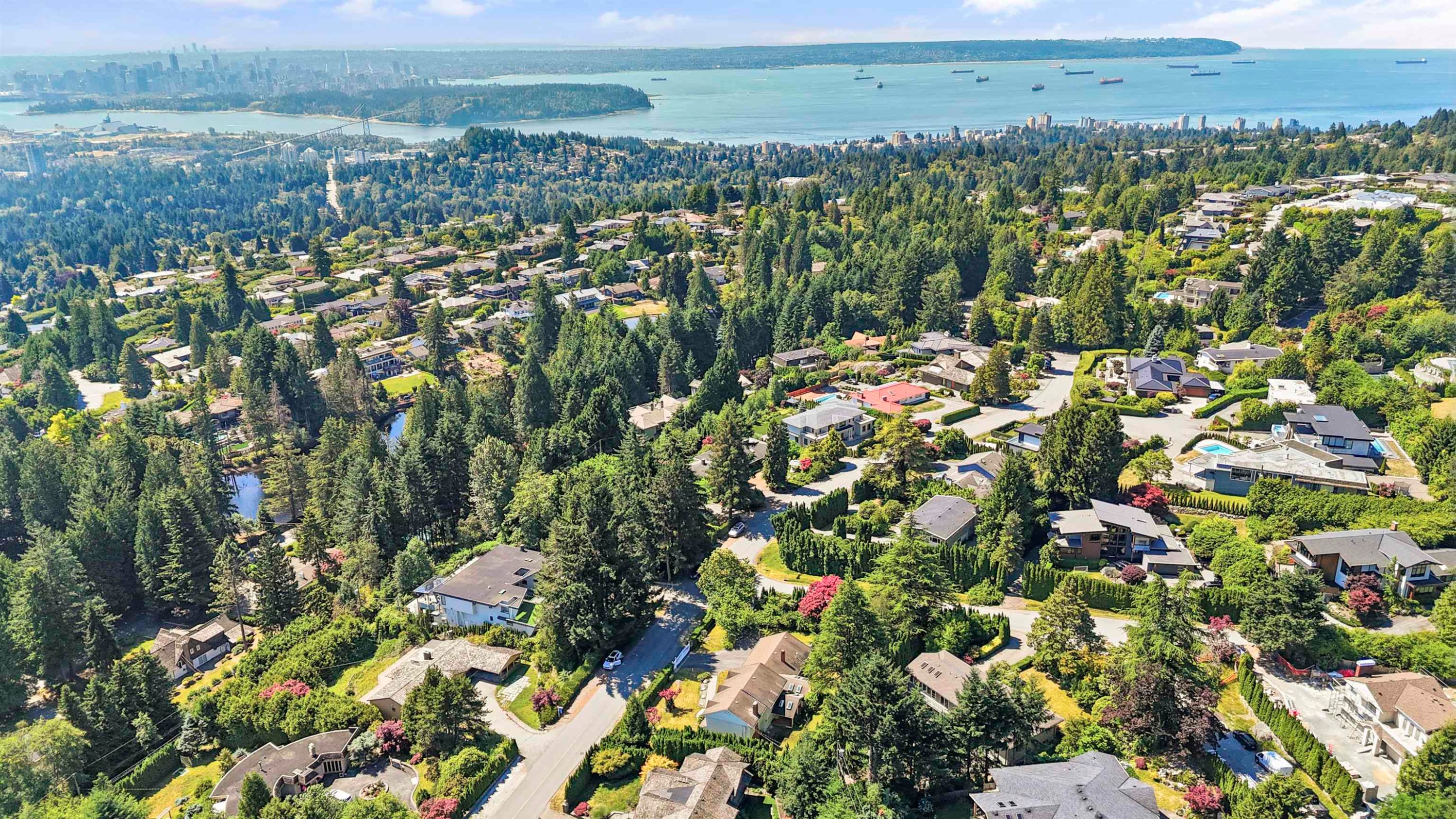 875 Greenwood Road, West Vancouver, BC - Outdoor With View