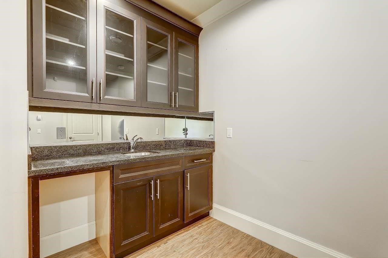 8151 Dalemore Road, Richmond, BC - Indoor