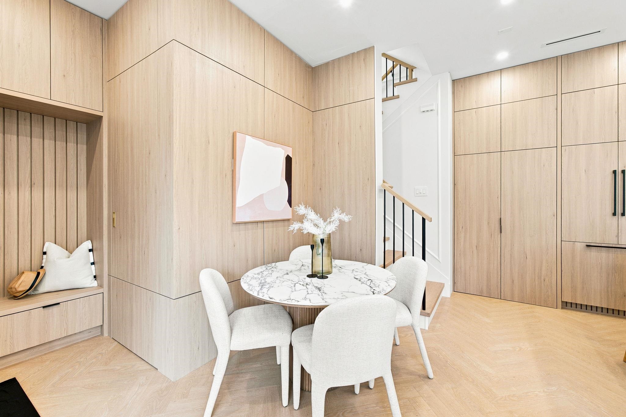 1-646 E 23Rd Avenue, Vancouver, BC - Indoor Photo Showing Dining Room
