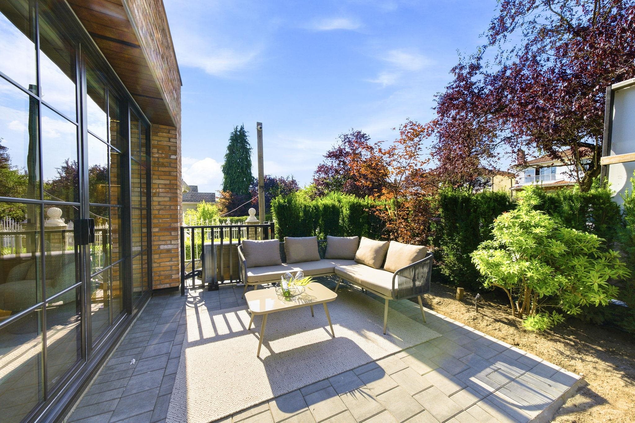 1-646 E 23Rd Avenue, Vancouver, BC - Outdoor With Deck Patio Veranda With Exterior