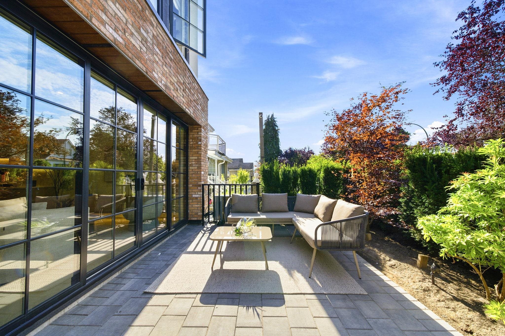 1-646 E 23Rd Avenue, Vancouver, BC - Outdoor