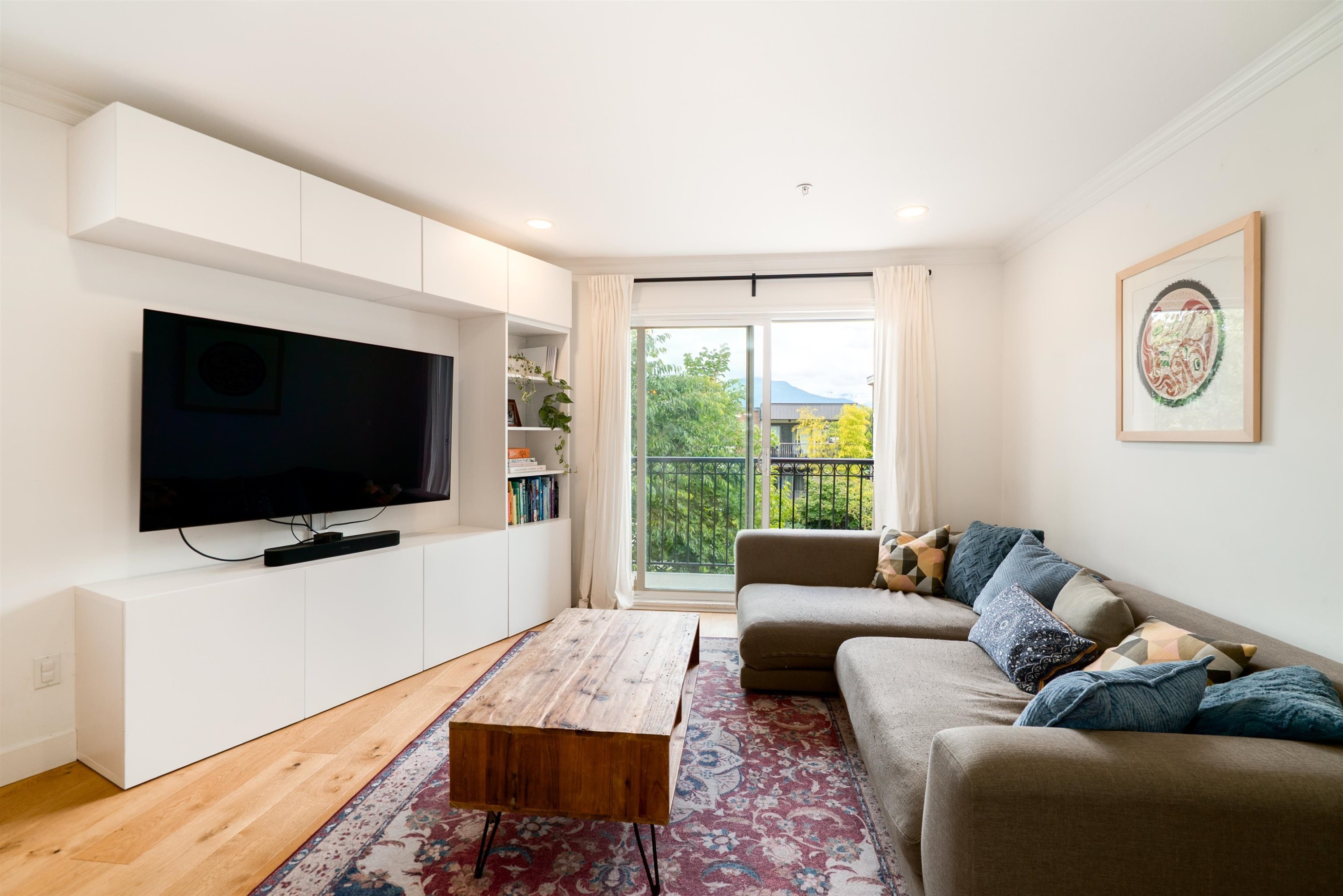 2042 Triumph Street, Vancouver, BC