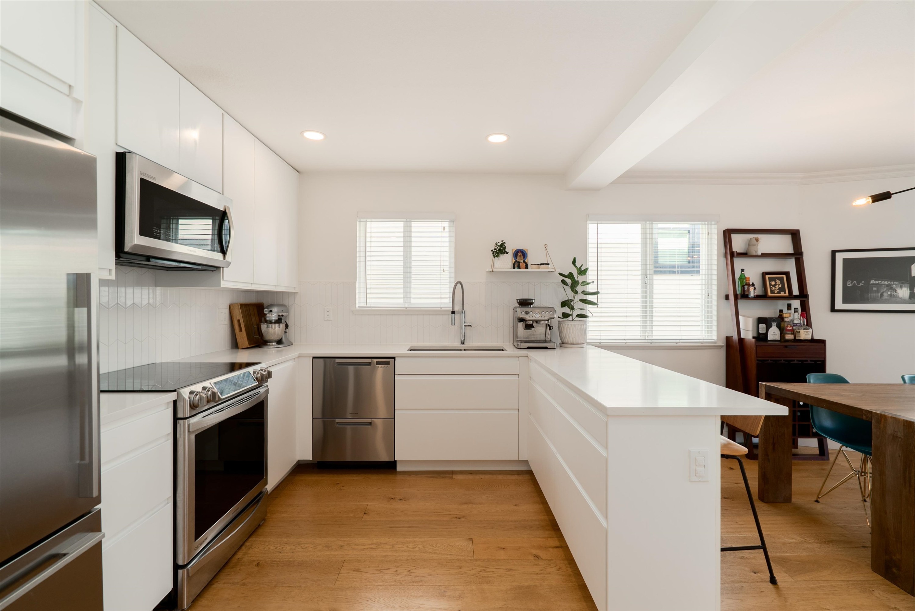 2042 Triumph Street, Vancouver, BC