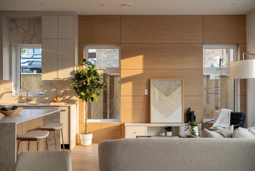 366 23Rd Avenue E, Vancouver, BC - Indoor