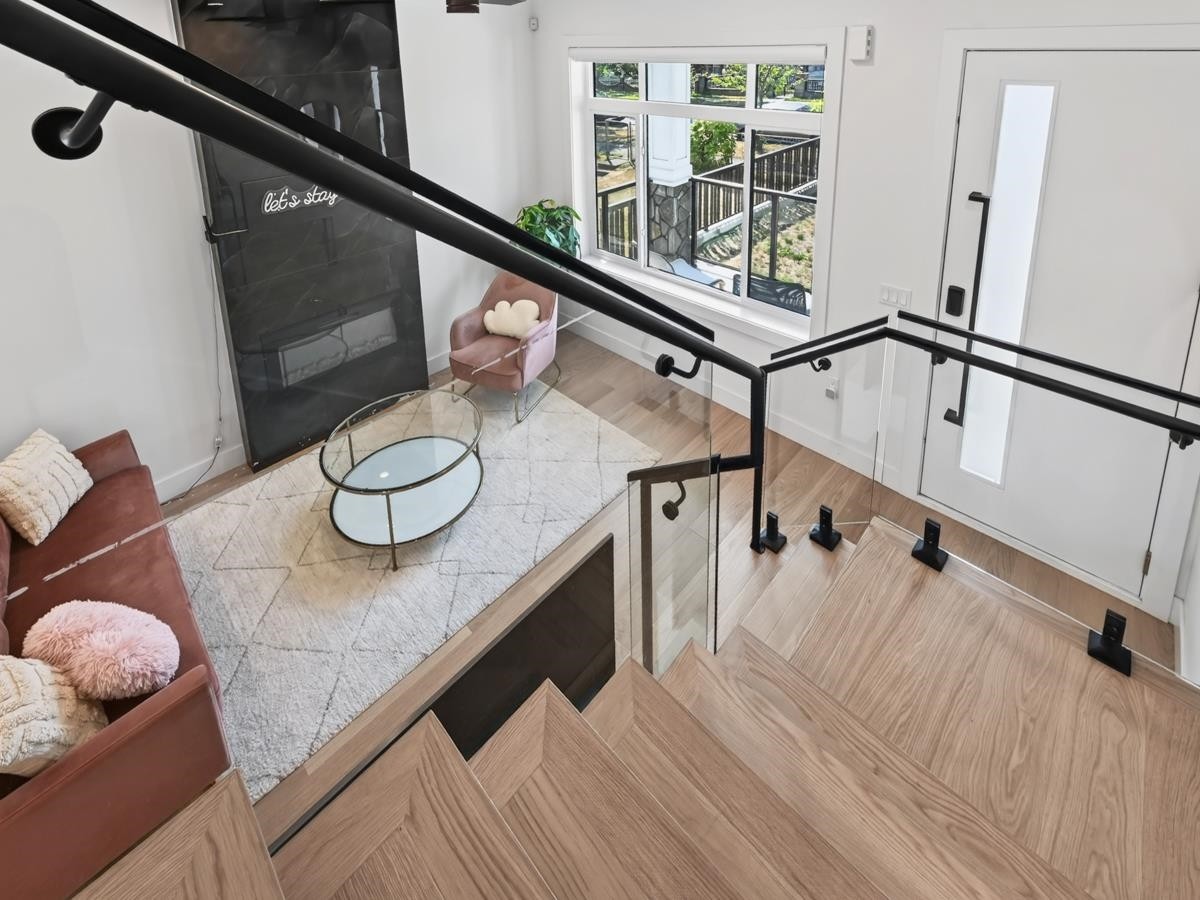 2977 42Nd Avenue E, Vancouver, BC - Indoor Photo Showing Other Room