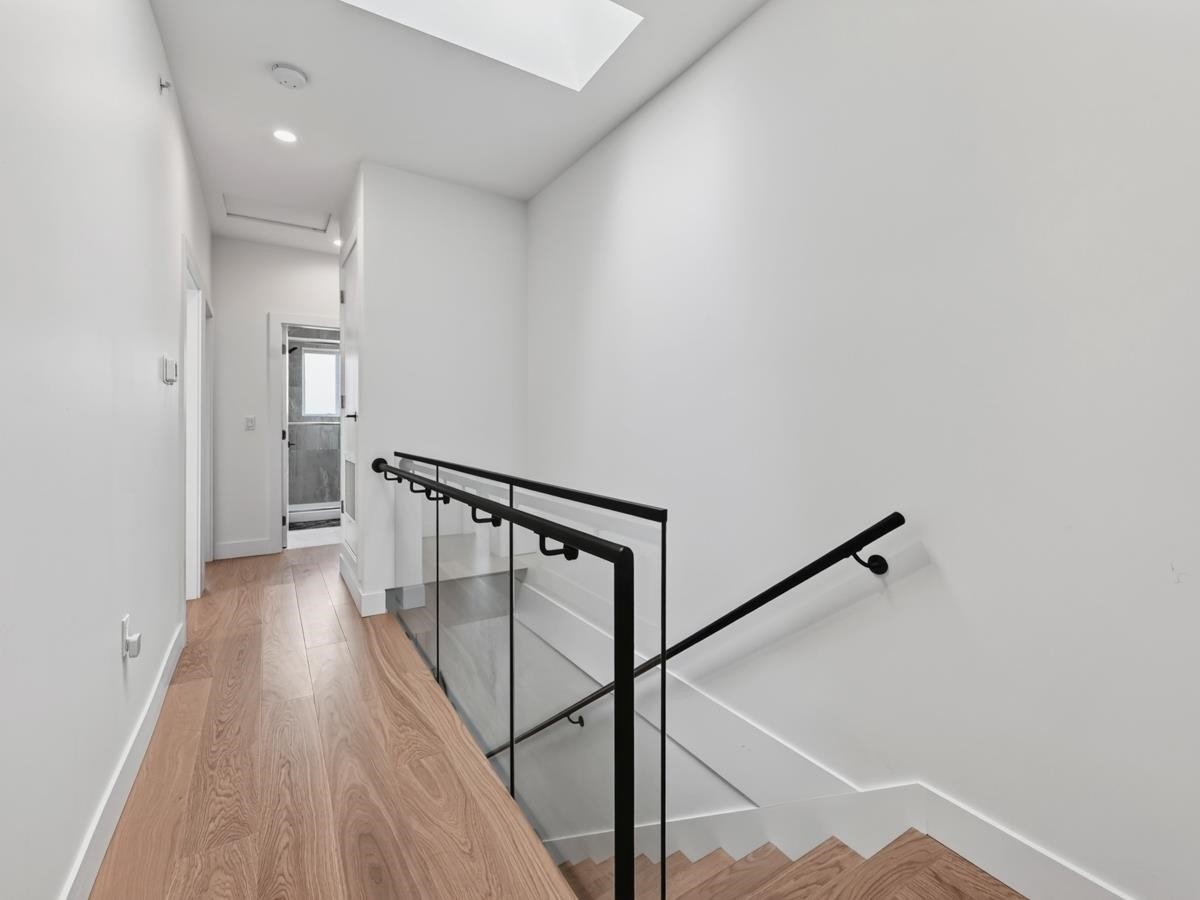 2977 42Nd Avenue E, Vancouver, BC - Indoor Photo Showing Other Room
