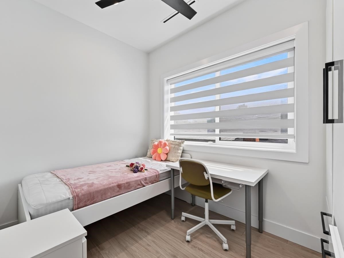2977 42Nd Avenue E, Vancouver, BC - Indoor Photo Showing Bedroom