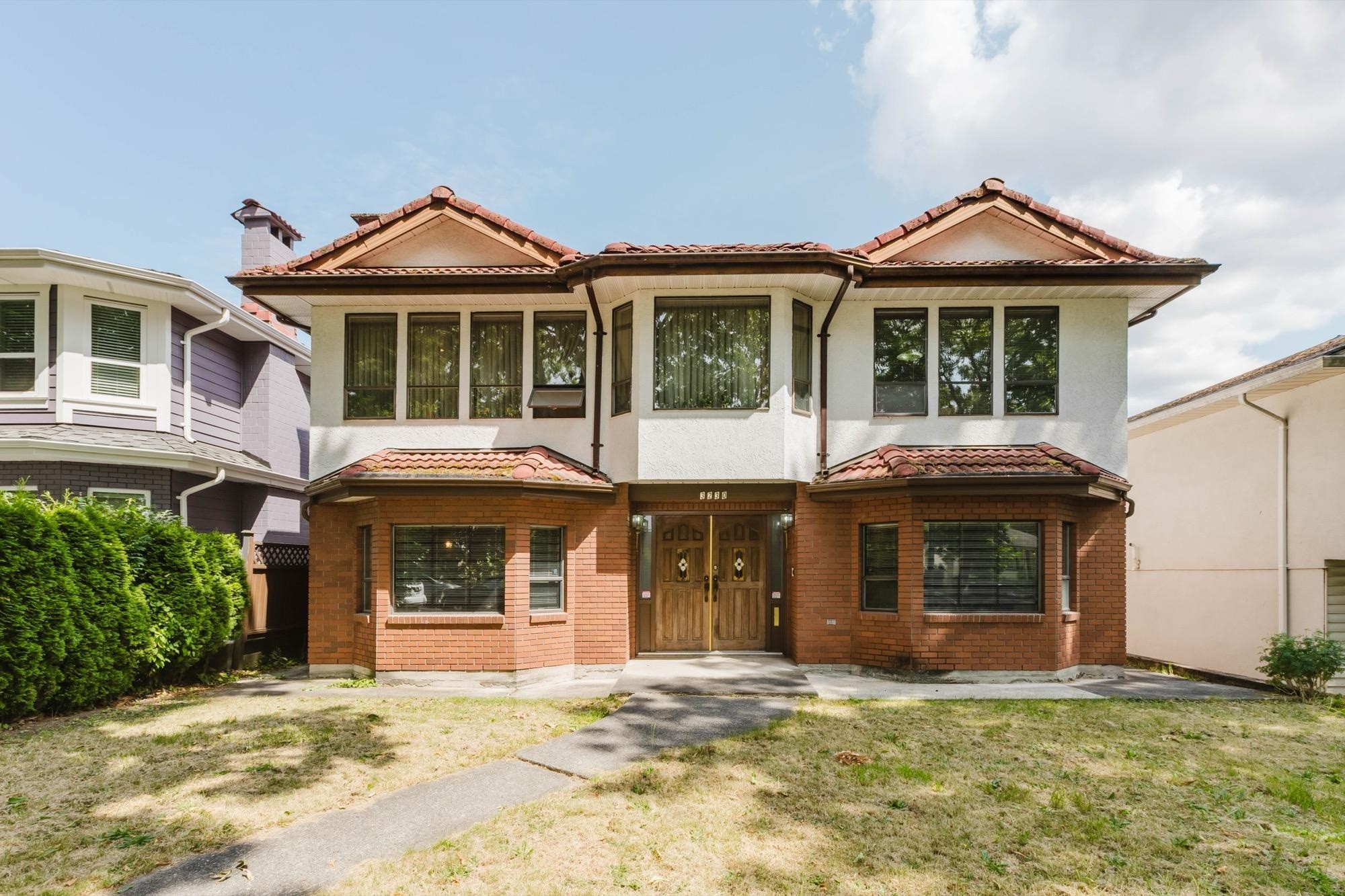 3230 Garden Drive, Vancouver, BC - Outdoor