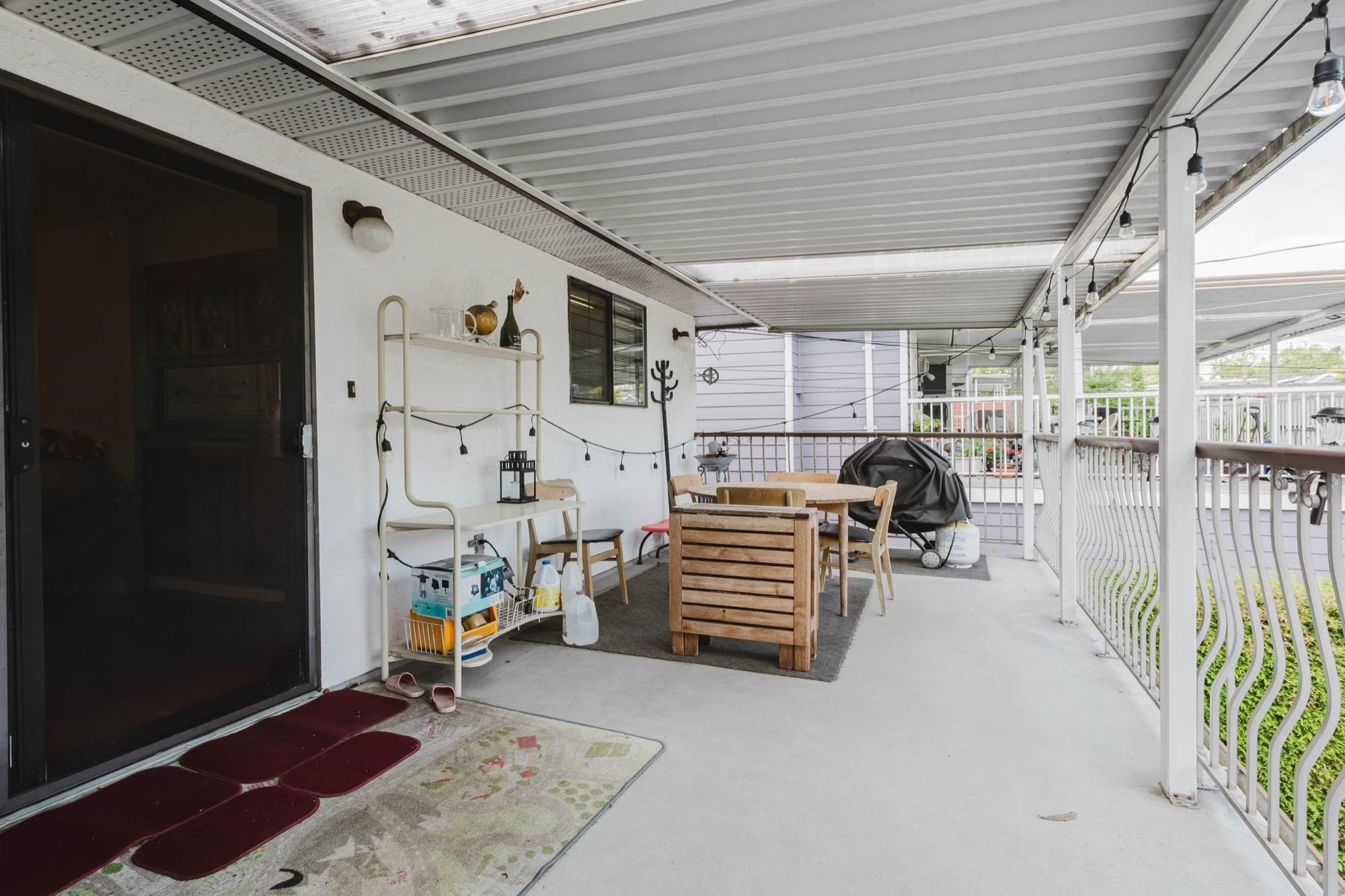3230 Garden Drive, Vancouver, BC - Outdoor With Exterior