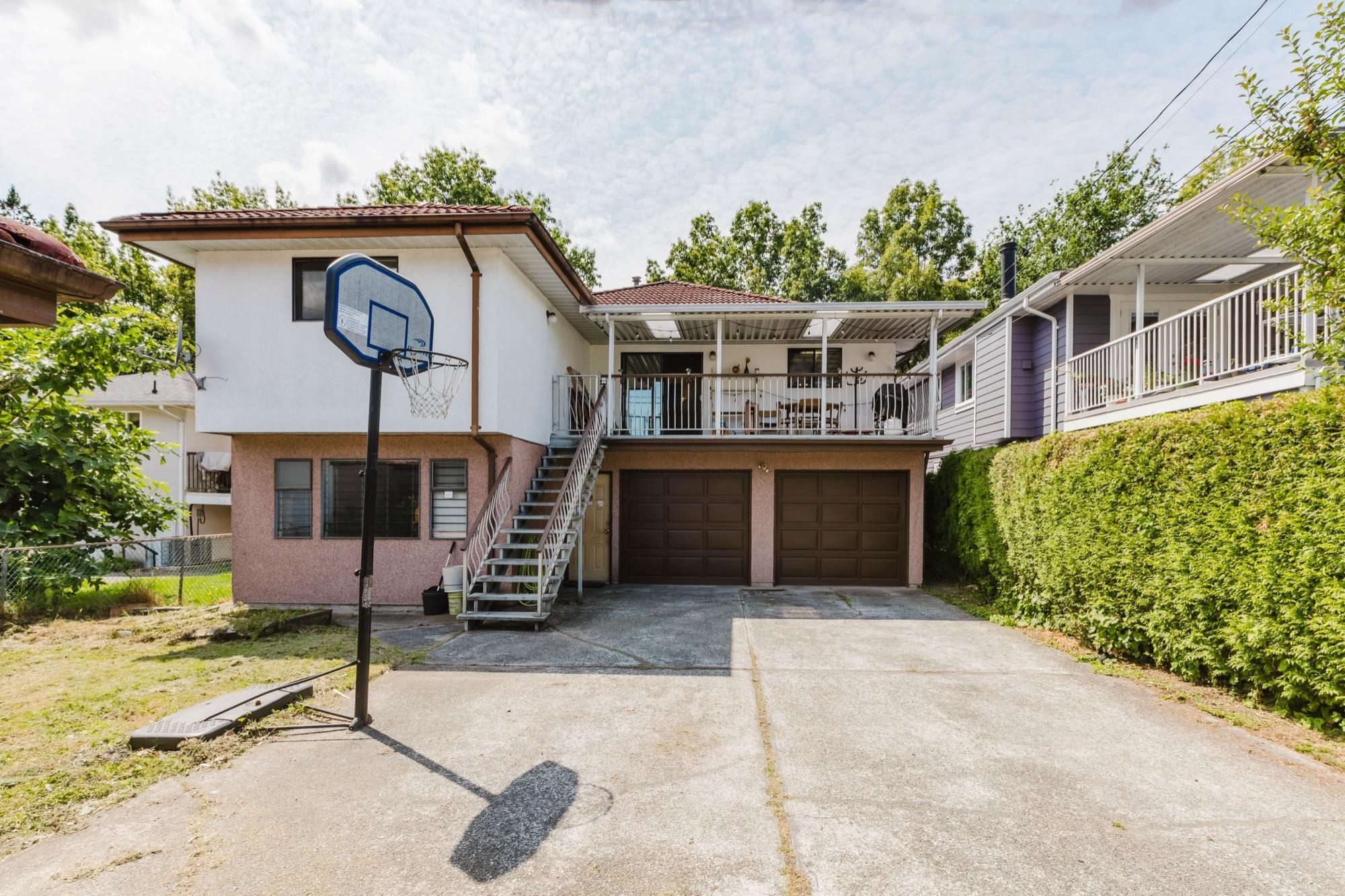 3230 Garden Drive, Vancouver, BC - Outdoor