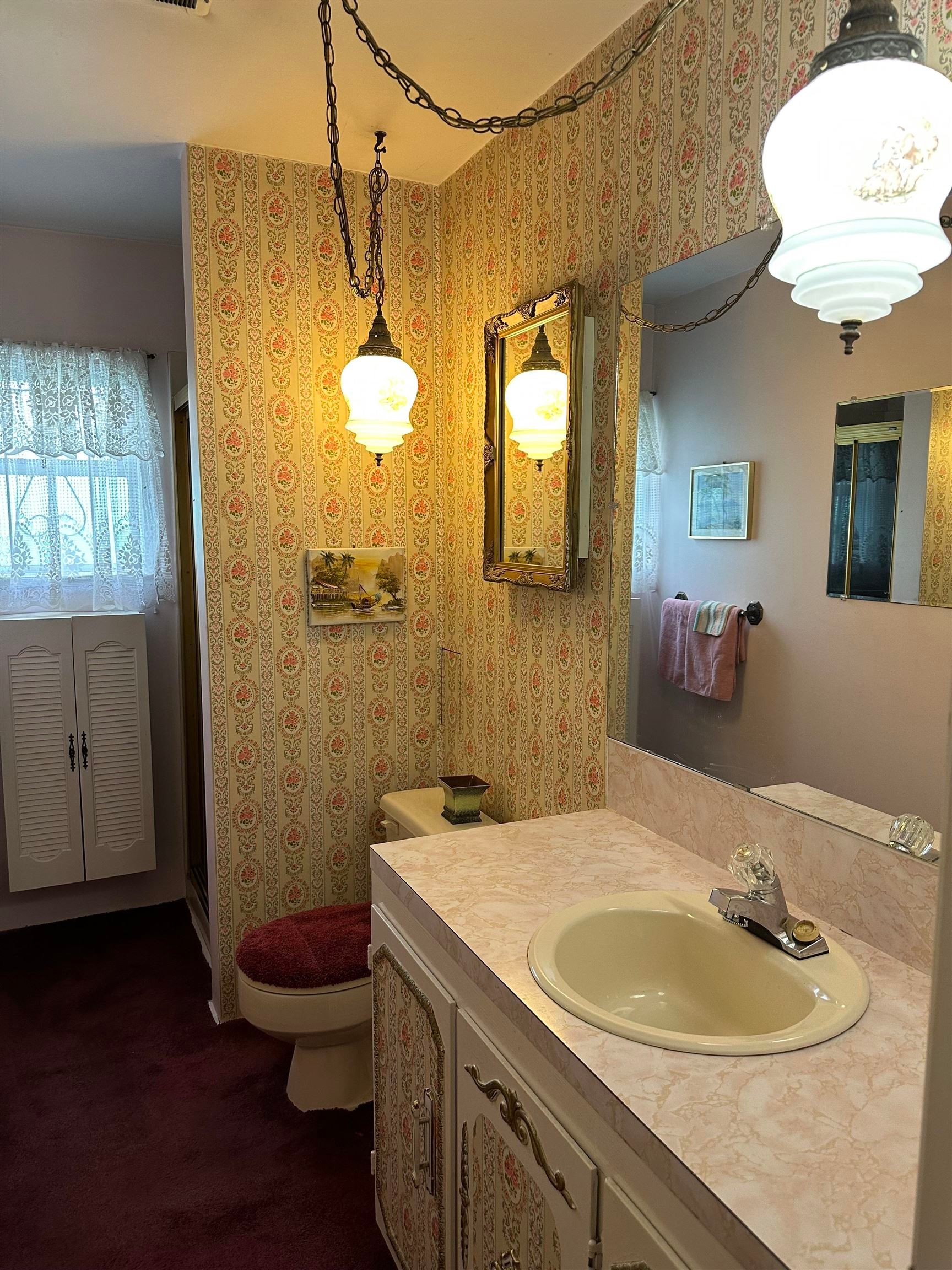 4132 Balkan Street, Vancouver, BC - Indoor Photo Showing Bathroom
