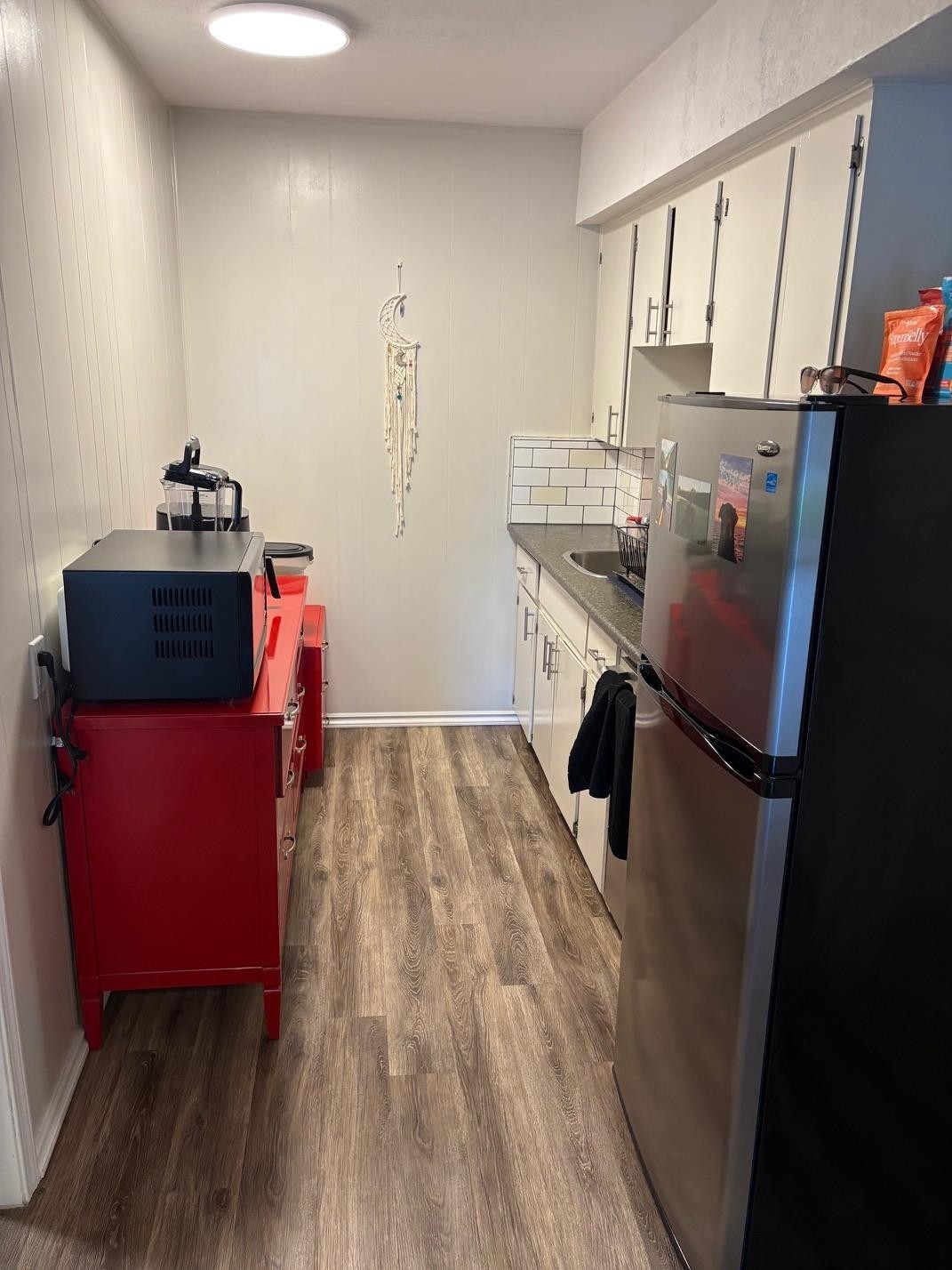 5350 Benner Road, Sechelt, BC - Indoor