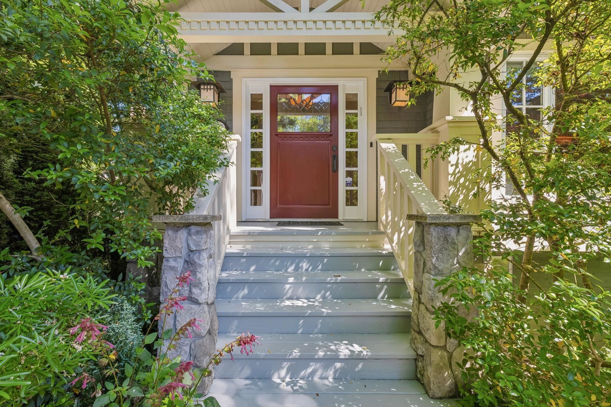 2997 38Th Avenue W, Vancouver, BC - Outdoor