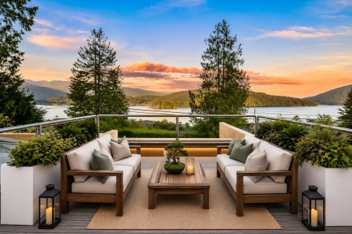 687 Beachview Drive, North Vancouver, BC - Outdoor With View