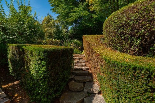 687 Beachview Drive, North Vancouver, BC - Outdoor