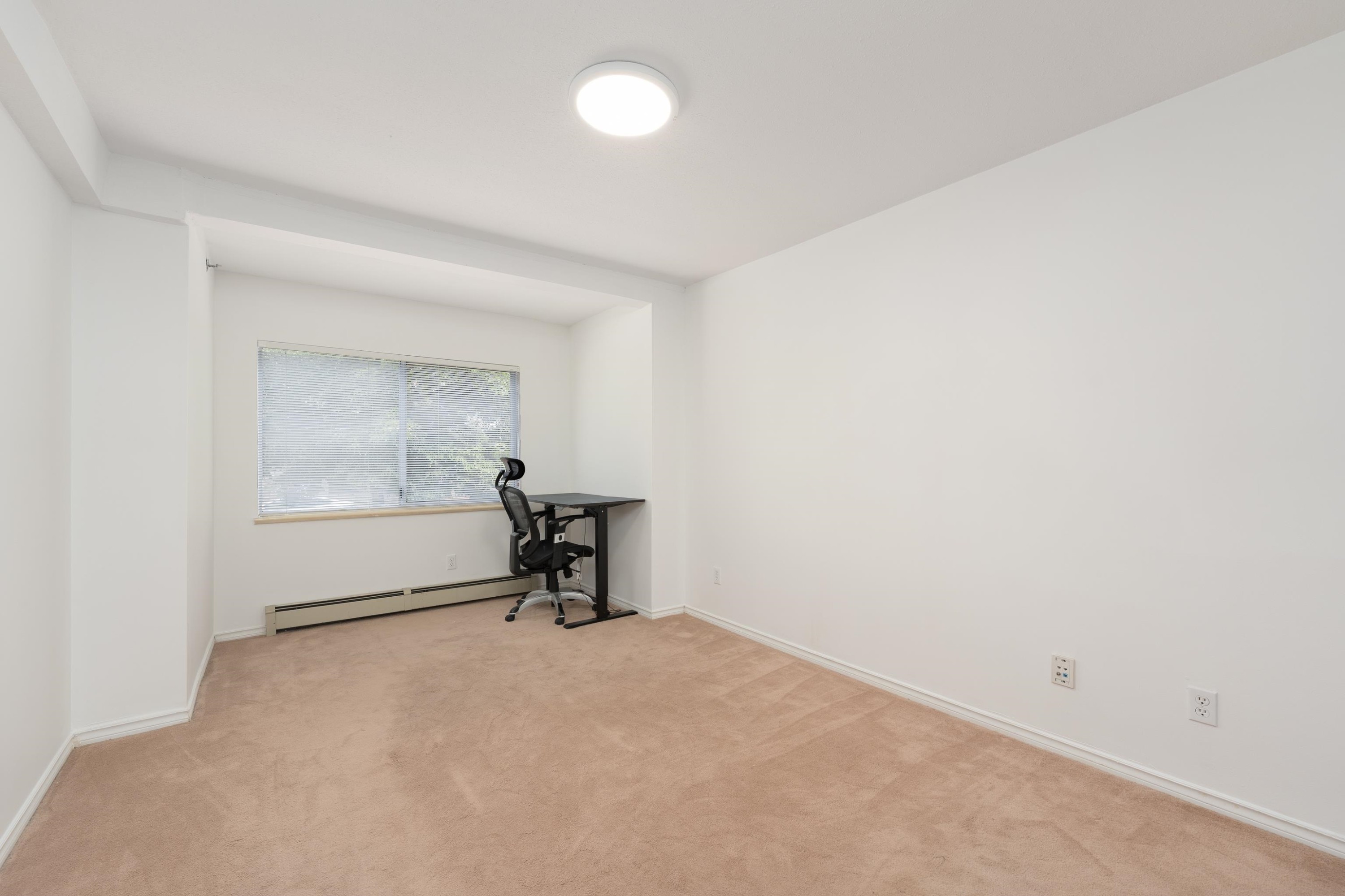1038 51St Avenue E, Vancouver, BC - Indoor Photo Showing Other Room