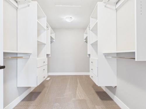 3534 Archworth Avenue, Coquitlam, BC - Indoor With Storage