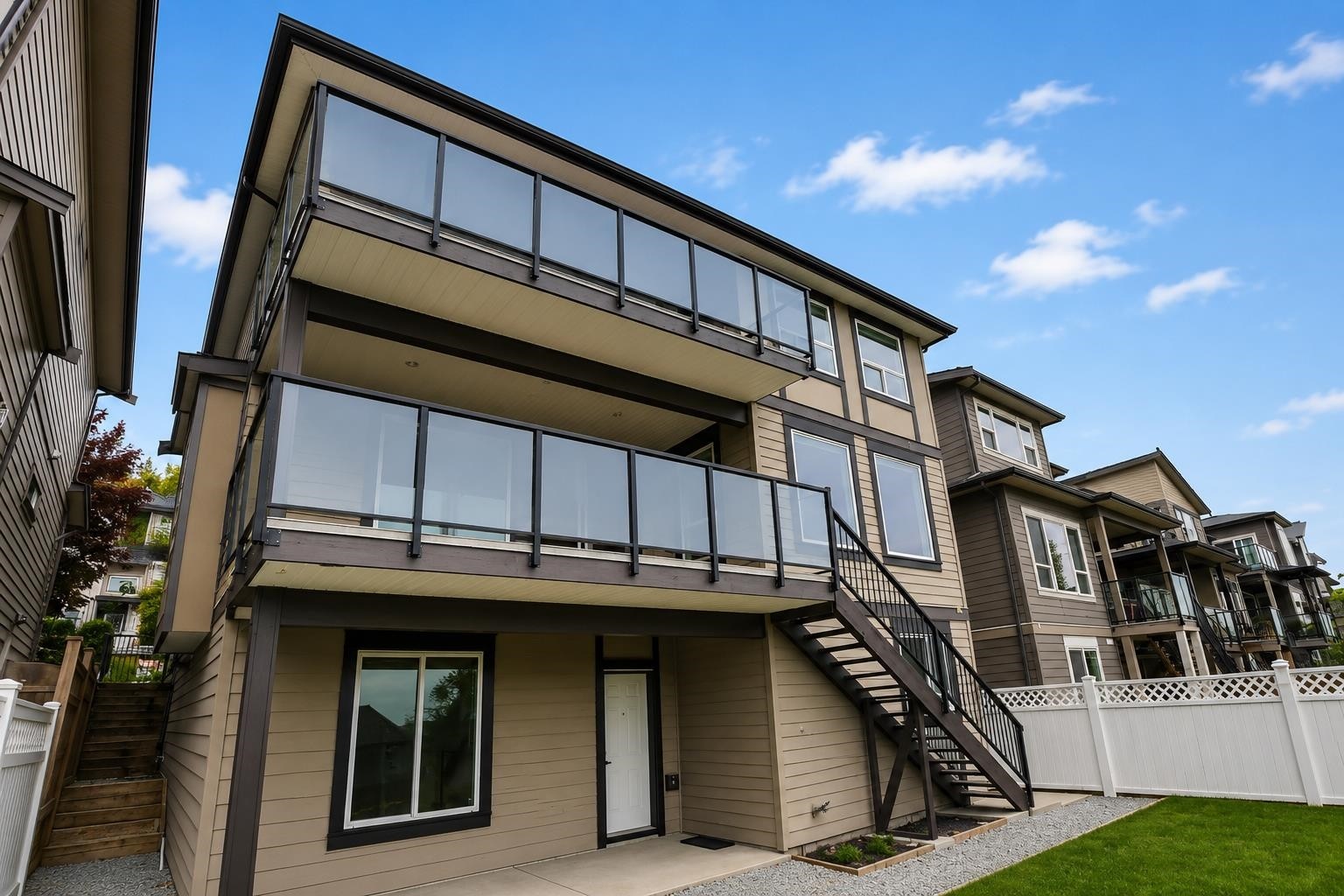 3534 Archworth Avenue, Coquitlam, BC - Outdoor With Exterior
