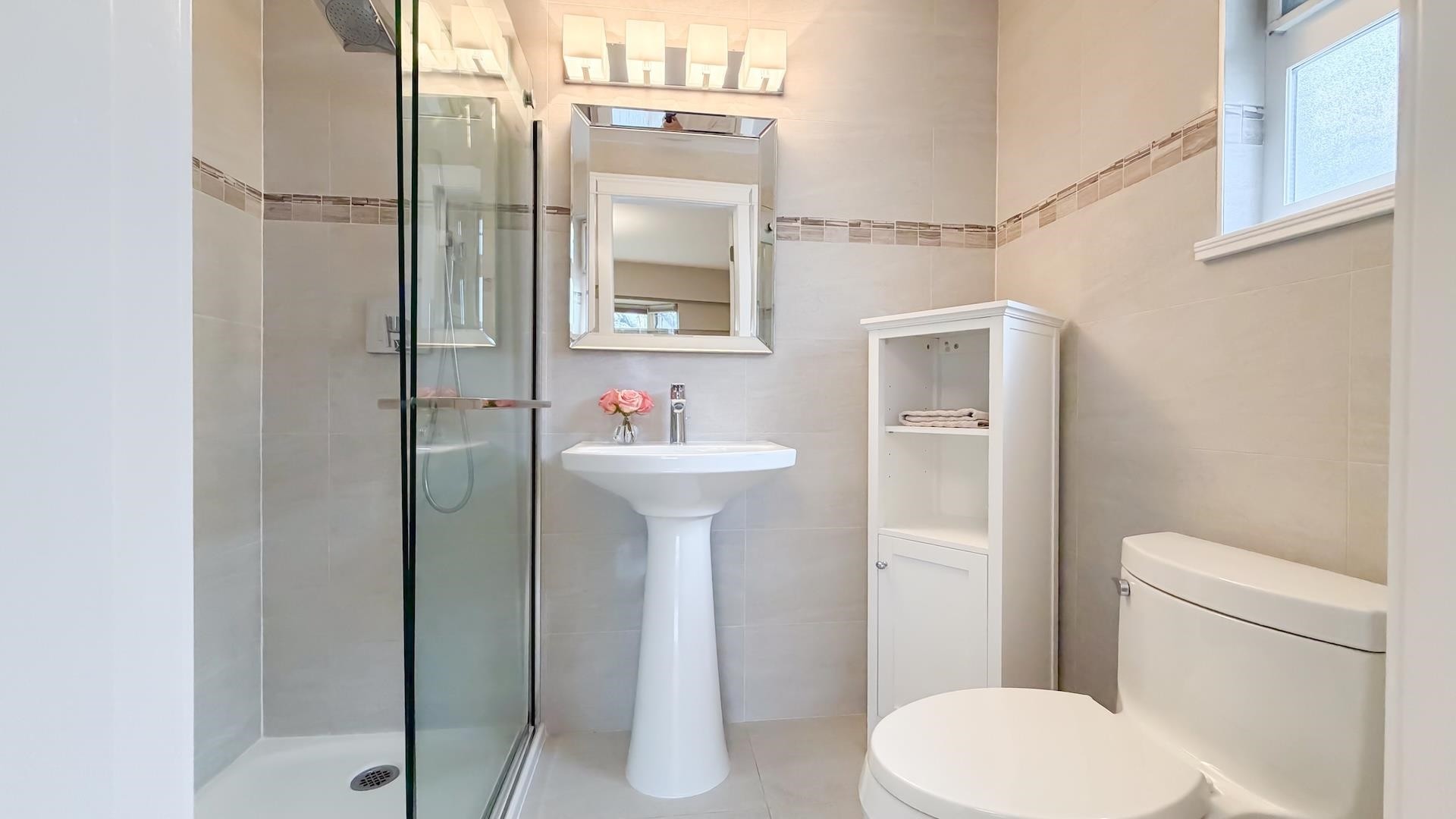 6462 Nanaimo Street, Vancouver, BC - Indoor Photo Showing Bathroom