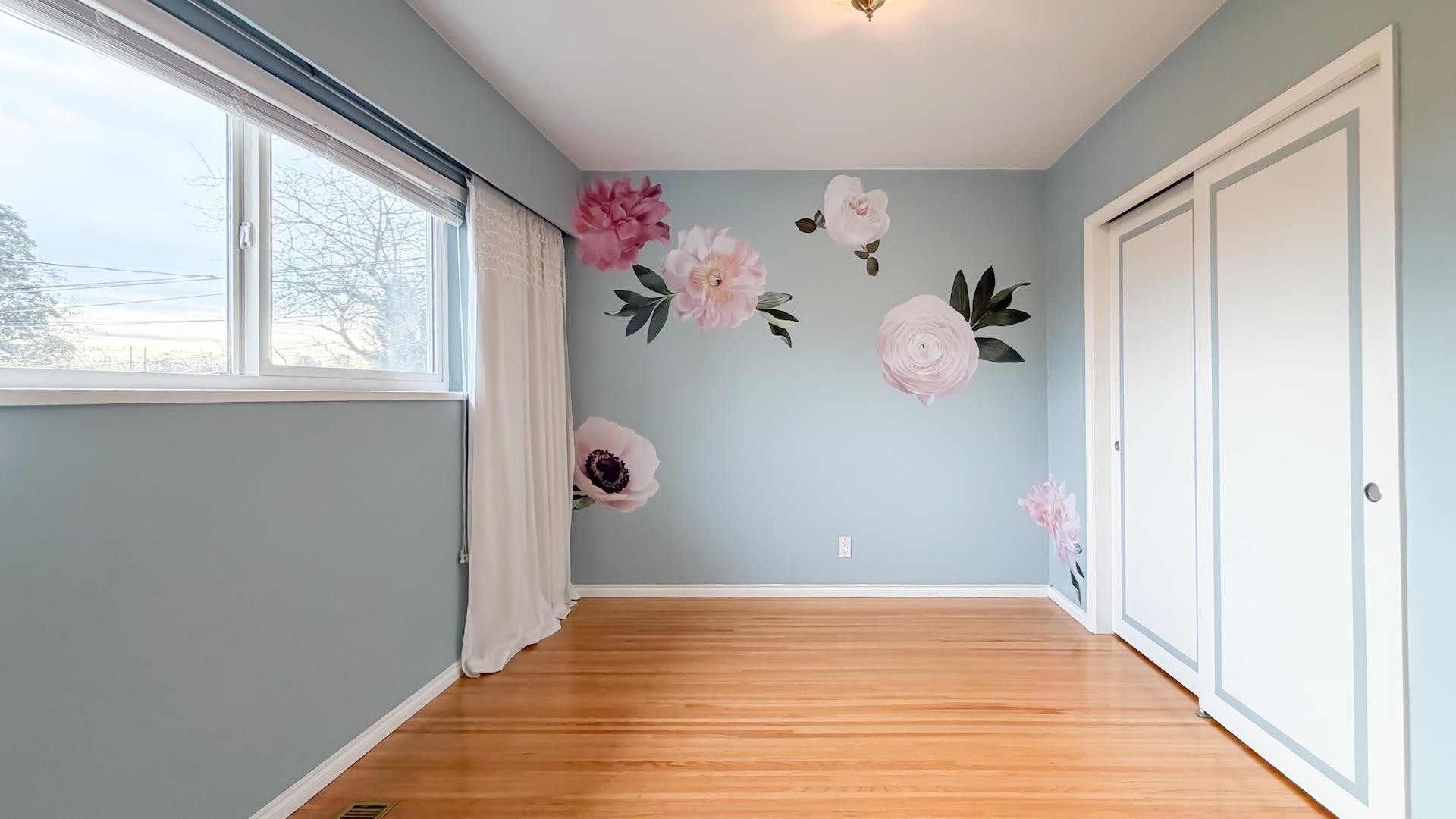 6462 Nanaimo Street, Vancouver, BC - Indoor Photo Showing Other Room