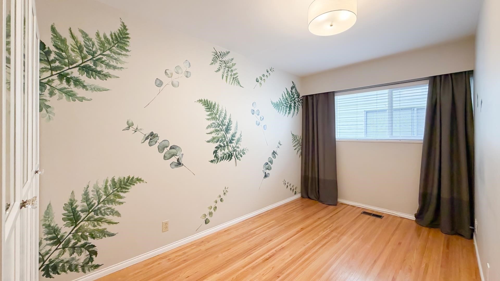6462 Nanaimo Street, Vancouver, BC - Indoor Photo Showing Other Room