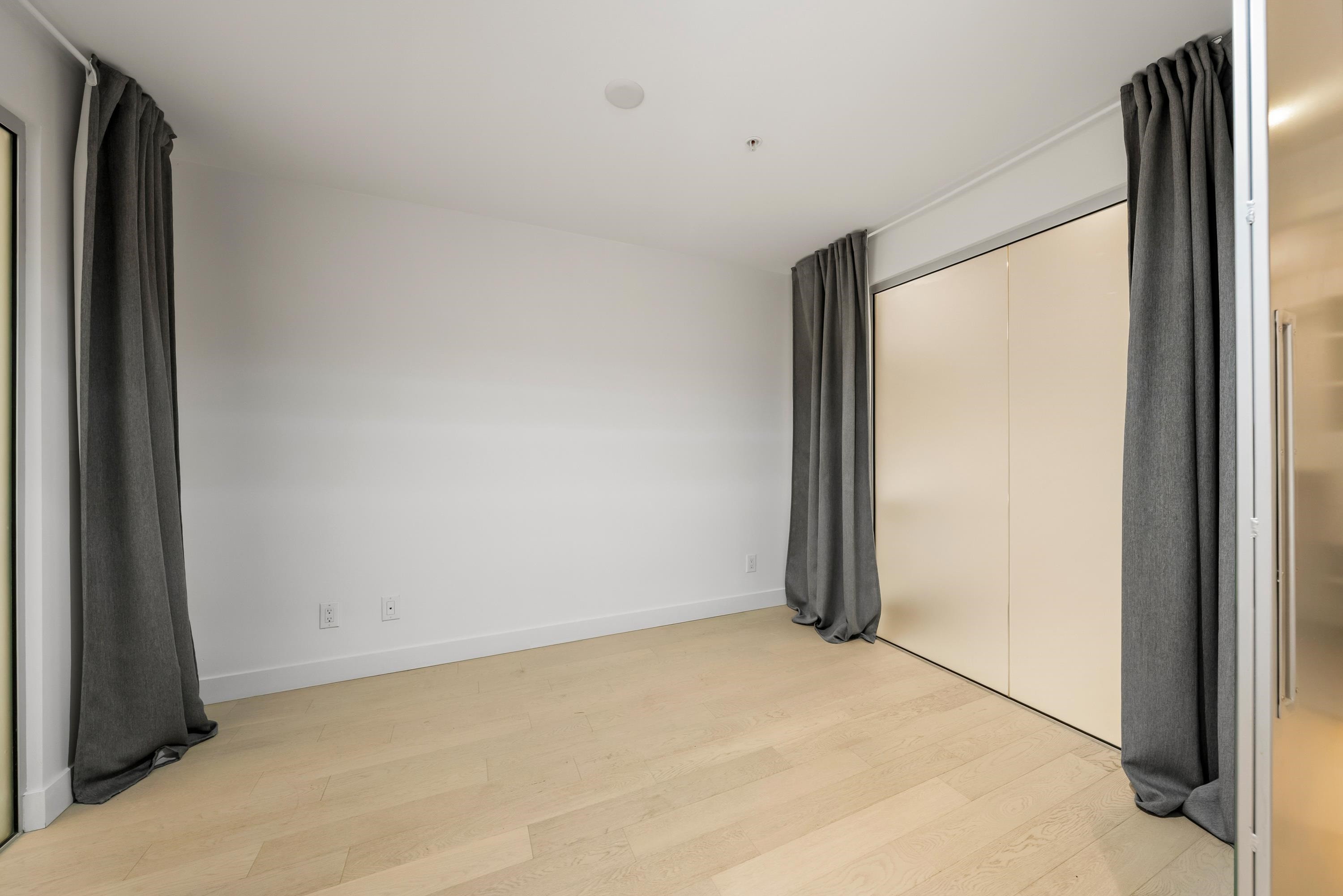 134 1St Avenue E, Vancouver, BC - Indoor Photo Showing Other Room