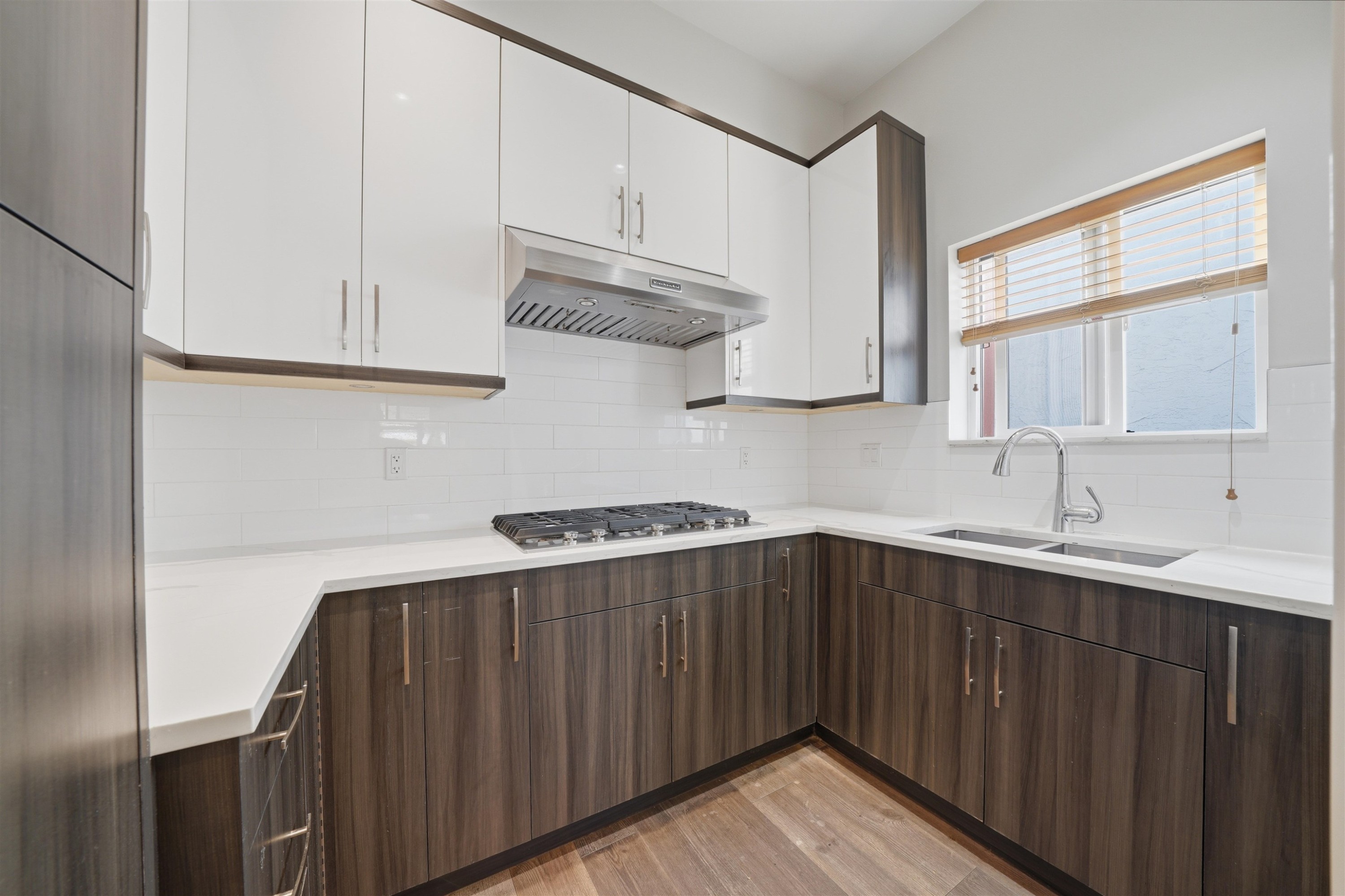 3123 7Th Avenue E, Vancouver, BC - Indoor Photo Showing Kitchen With Double Sink With Upgraded Kitchen