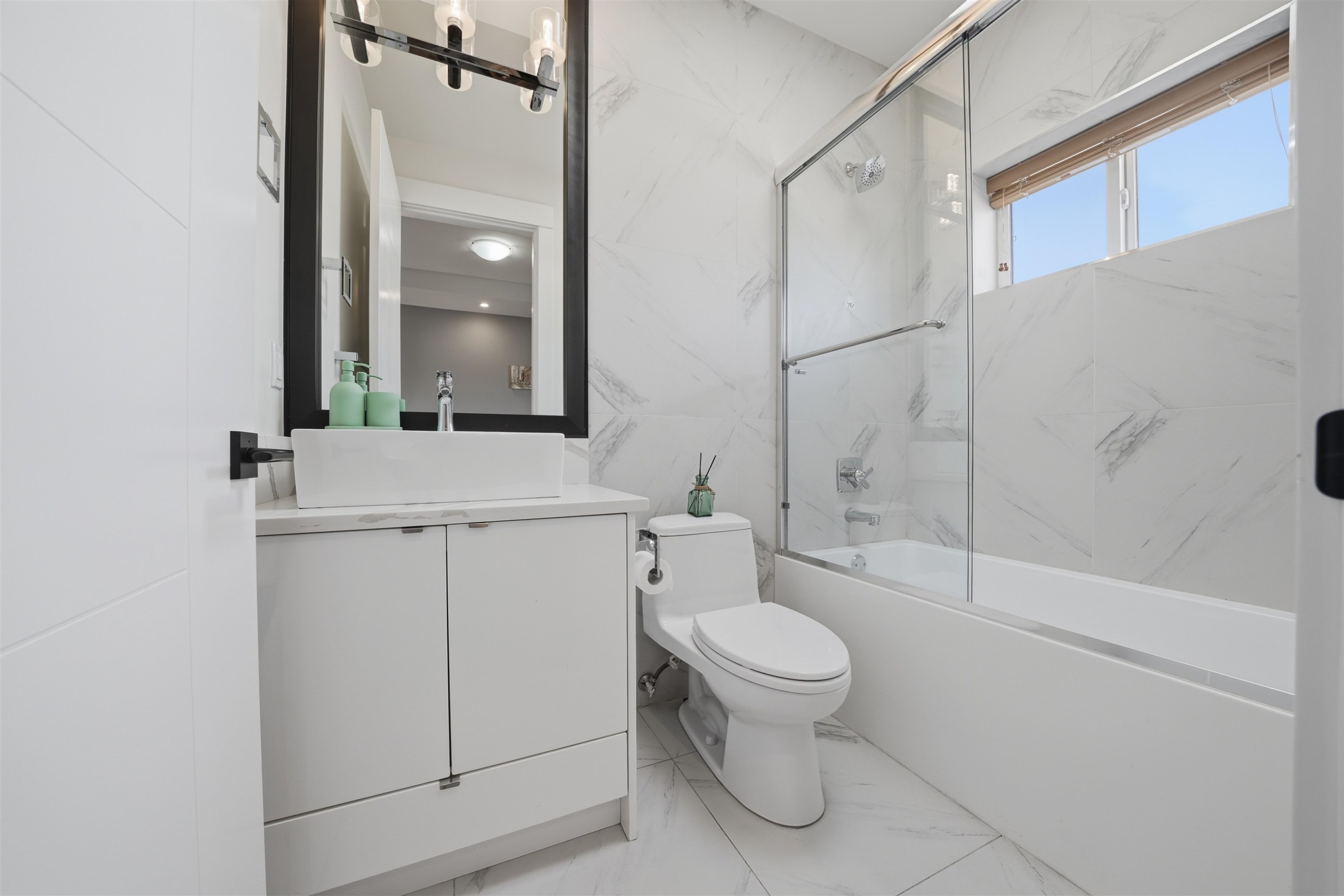 3123 7Th Avenue E, Vancouver, BC - Indoor Photo Showing Bathroom