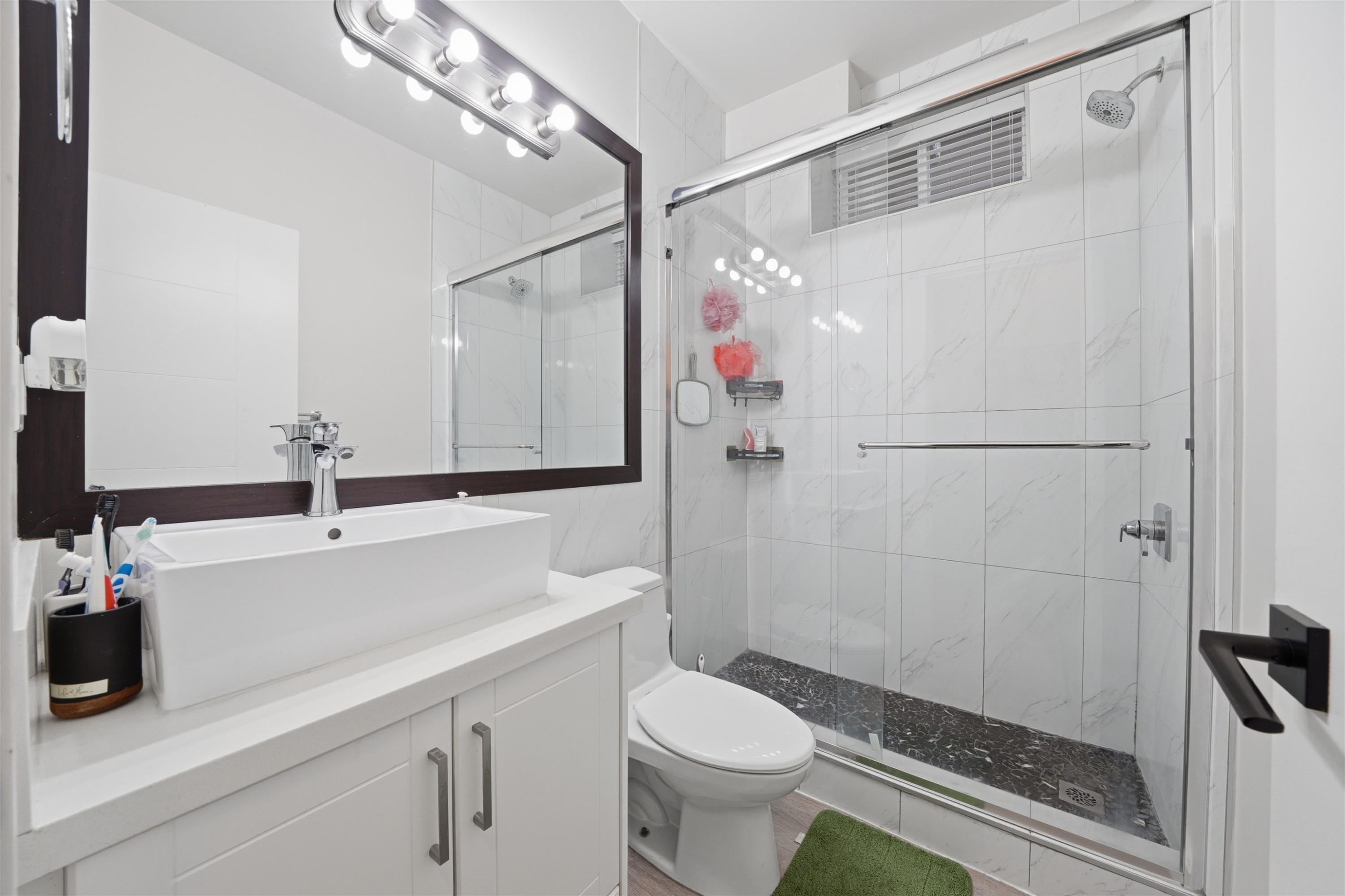 3123 7Th Avenue E, Vancouver, BC - Indoor Photo Showing Bathroom