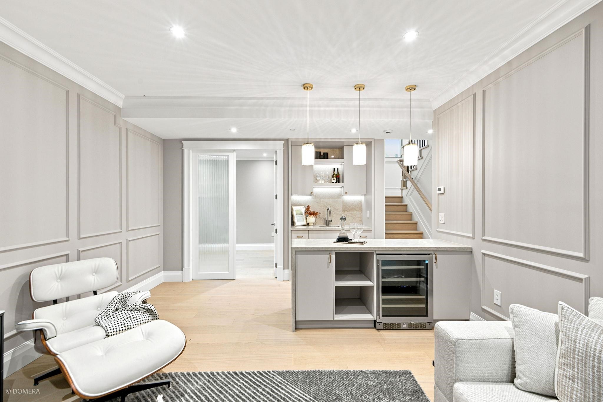 4432 Crown Street, Vancouver, BC - Indoor