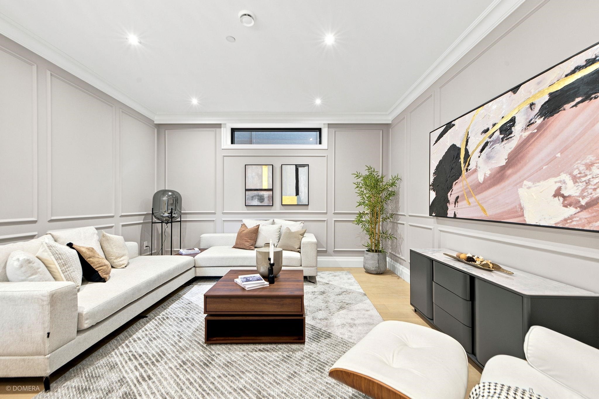 4432 Crown Street, Vancouver, BC - Indoor