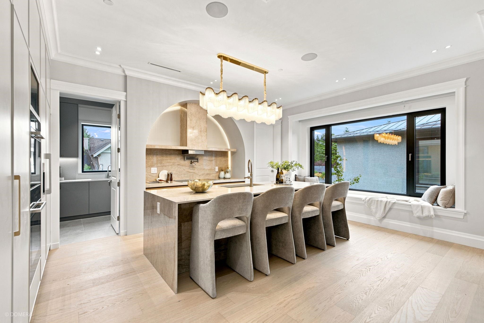 4432 Crown Street, Vancouver, BC - Indoor