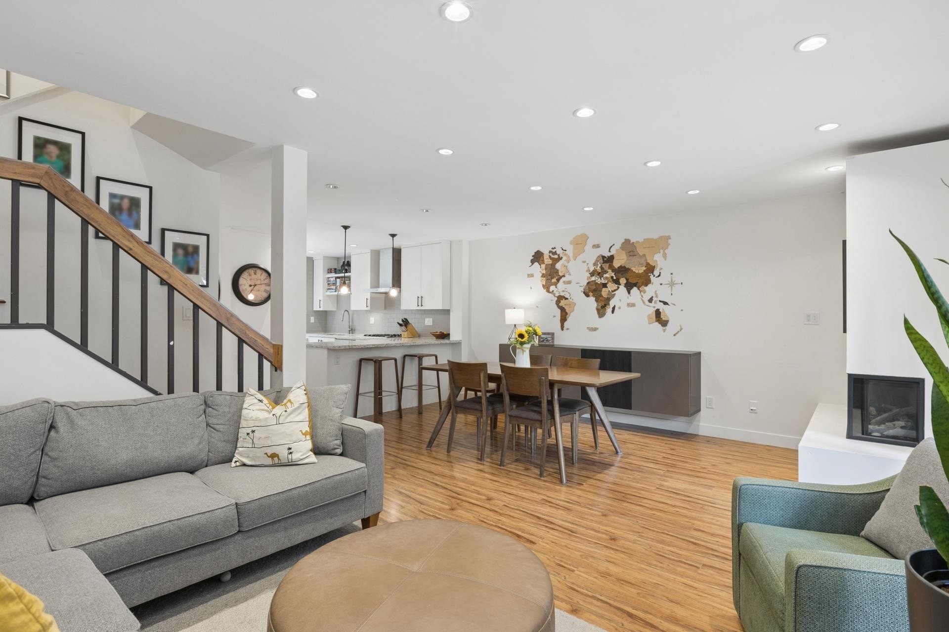 4715 Hoskins Road, North Vancouver, BC