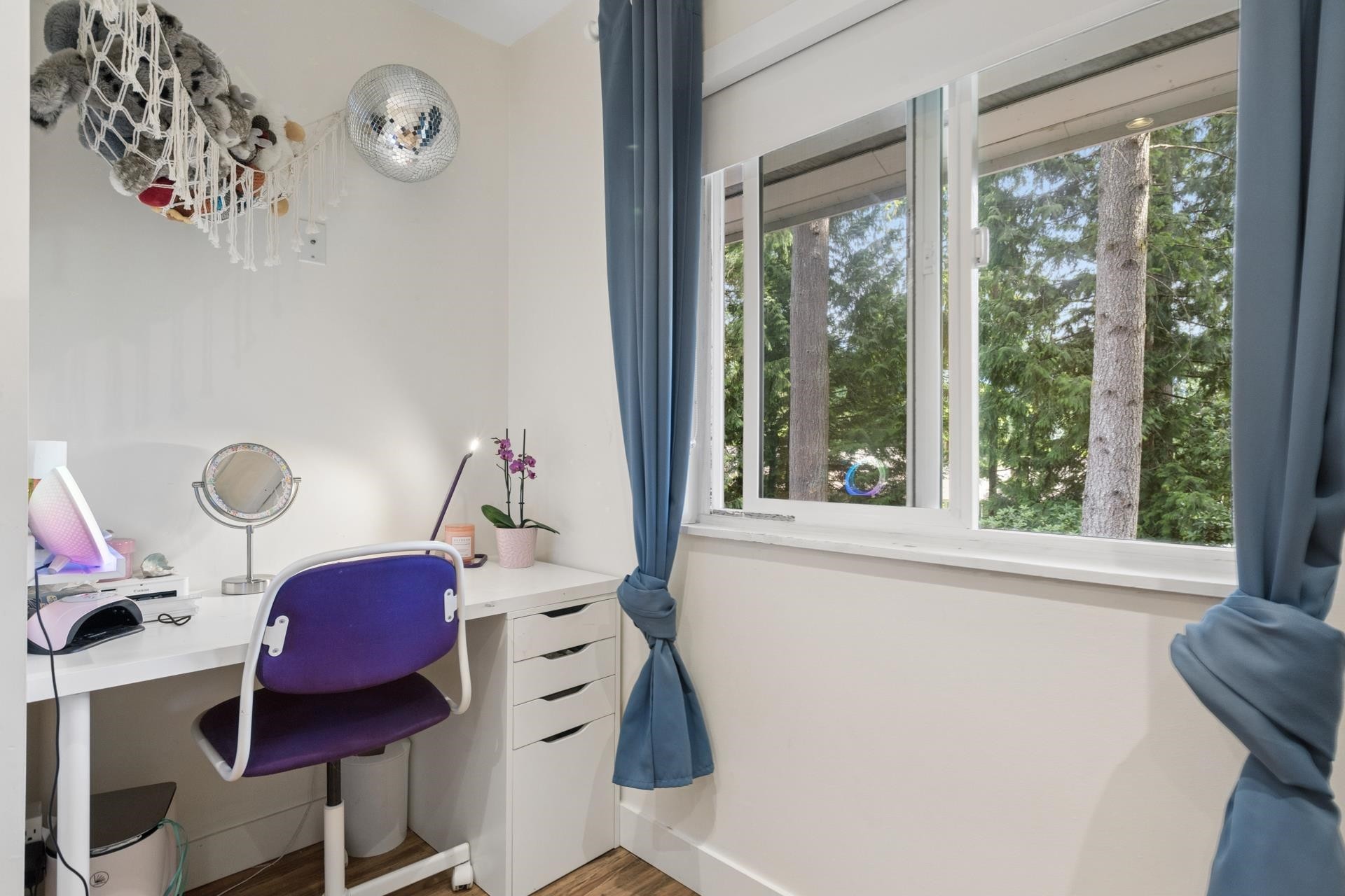 4715 Hoskins Road, North Vancouver, BC