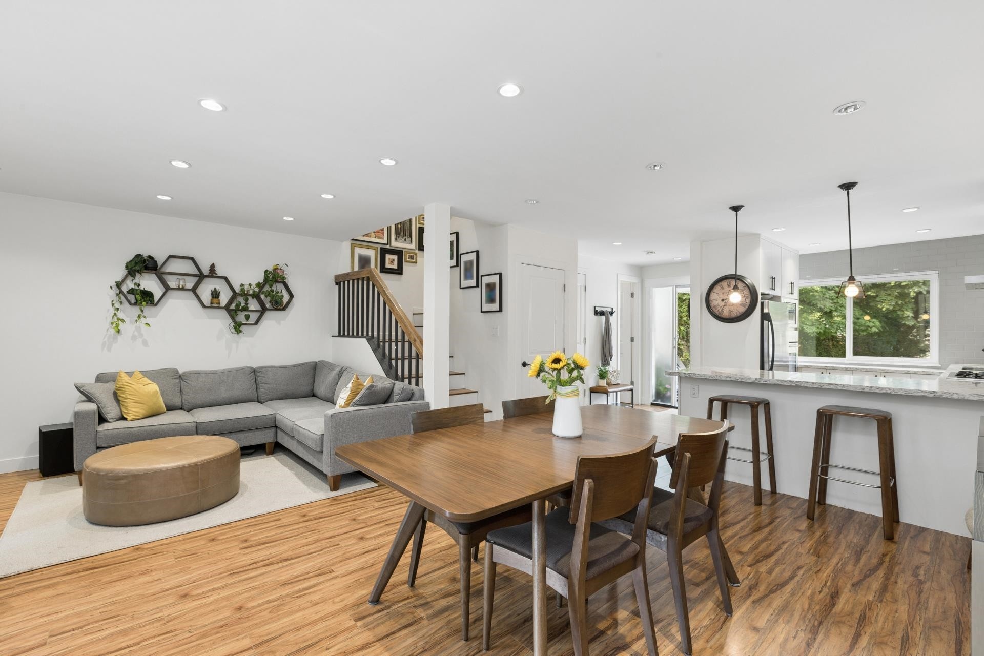 4715 Hoskins Road, North Vancouver, BC